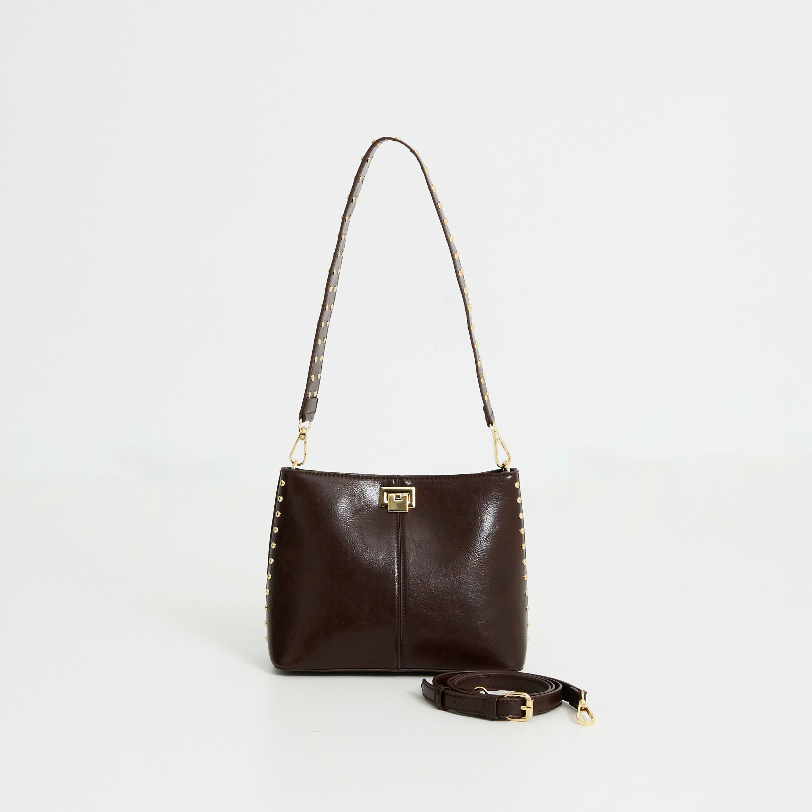 Sac seau clout&eacute; femme