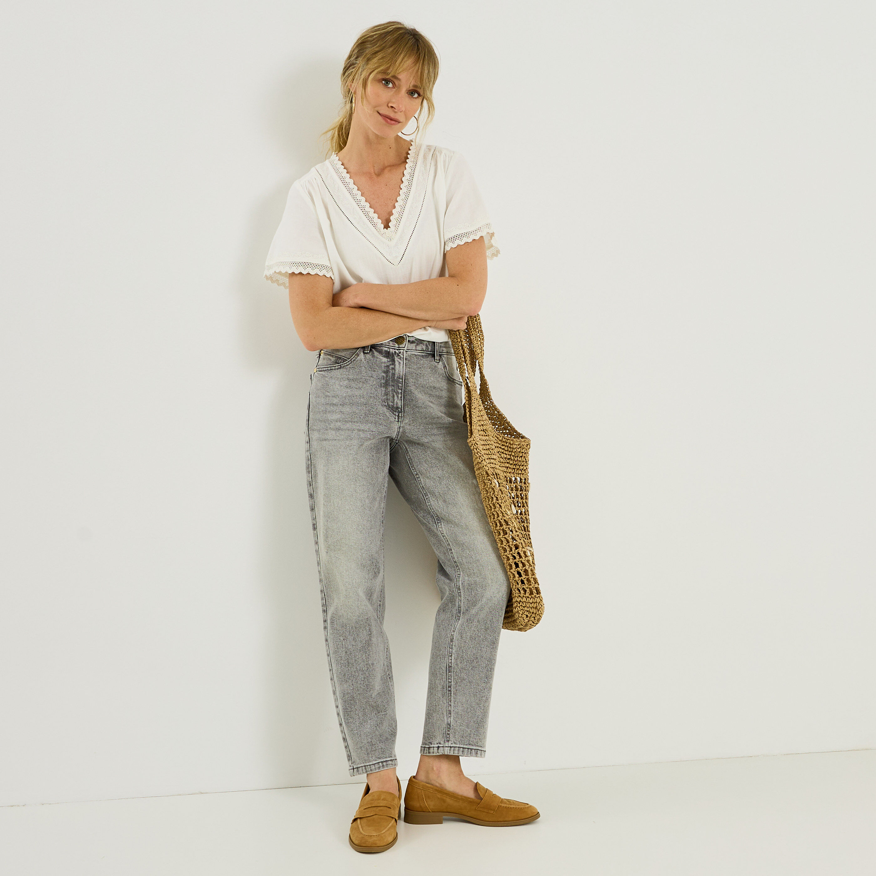 Blouse col V d&eacute;tails ajour&eacute;s femme