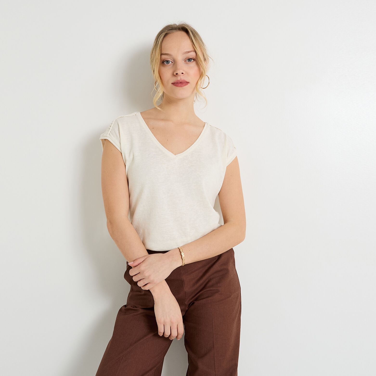 T-shirt col V femme