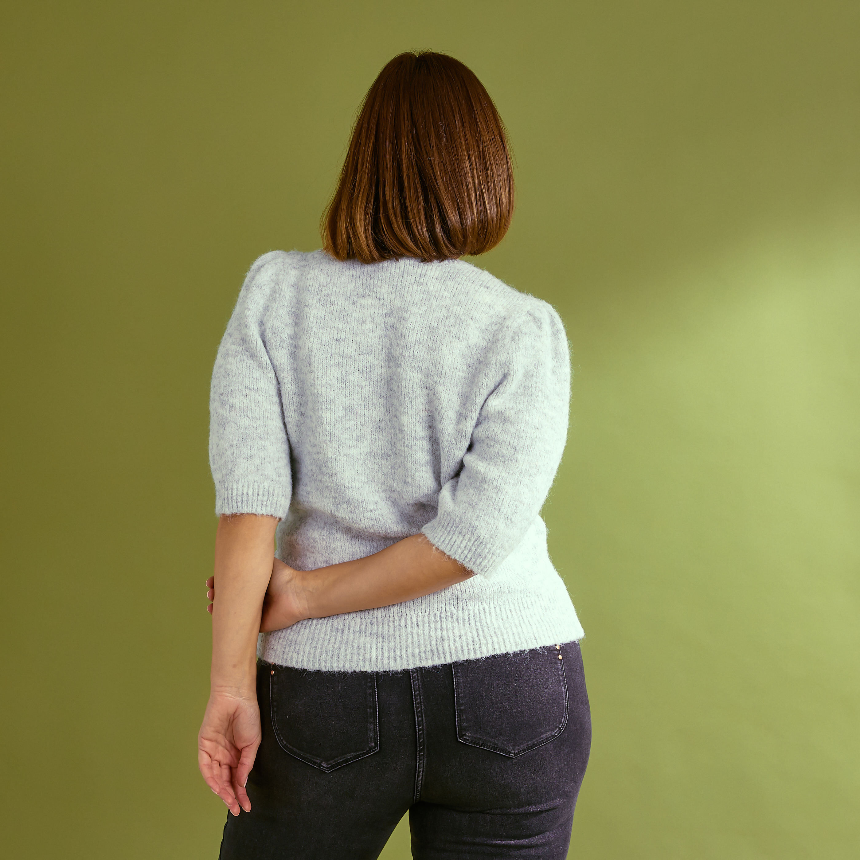 Pull manches courtes bijoux femme