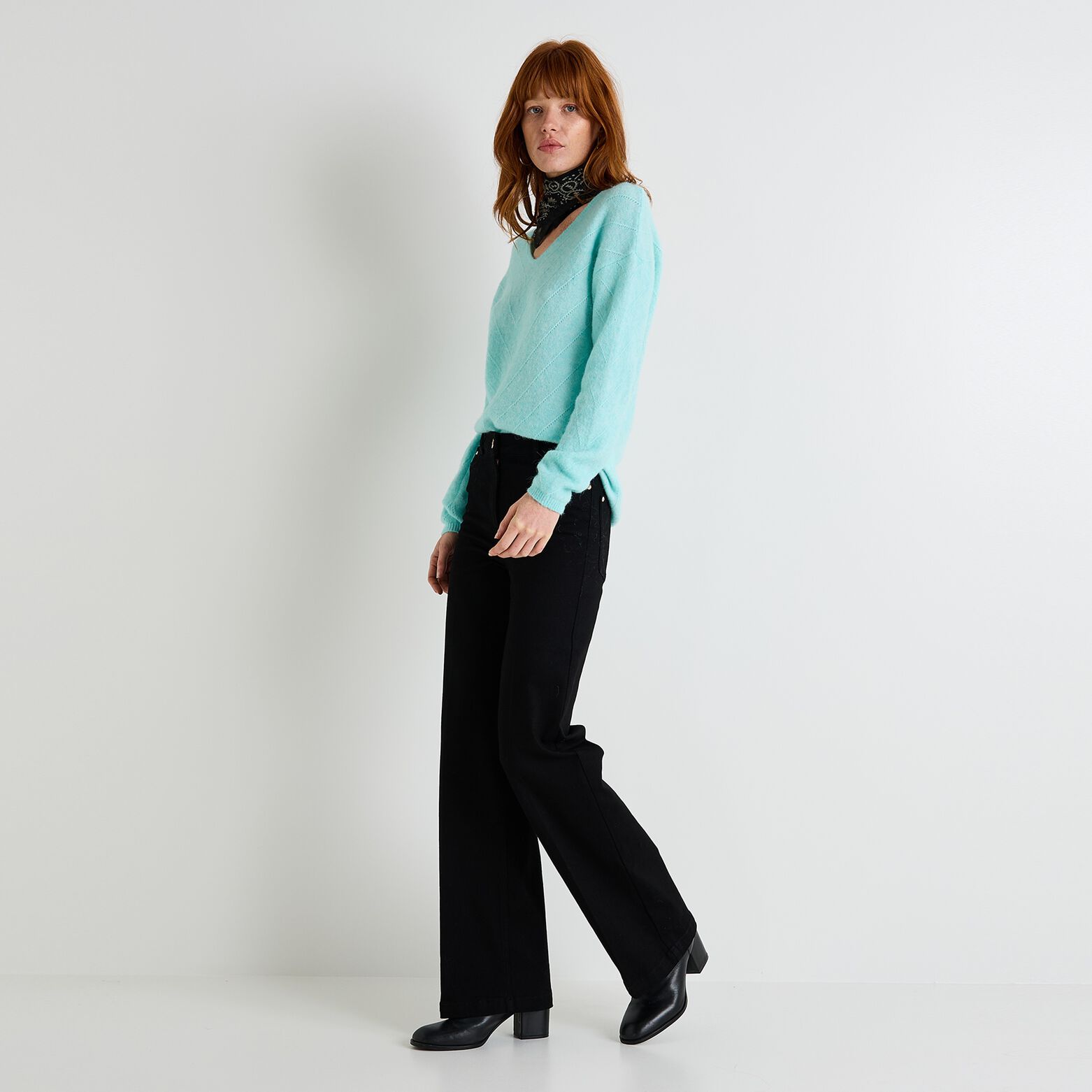 Pull col V femme