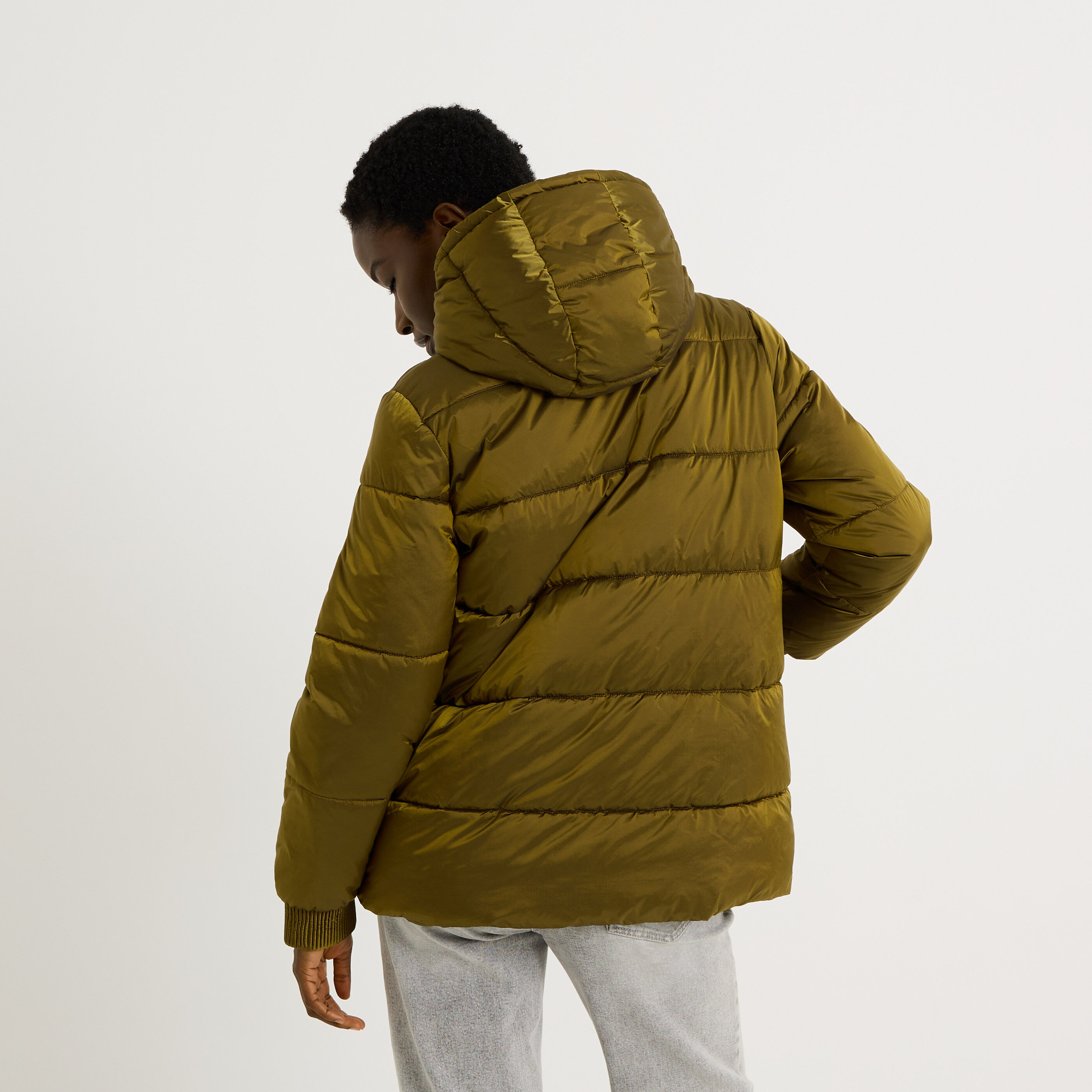 Doudoune &agrave; capuche femme