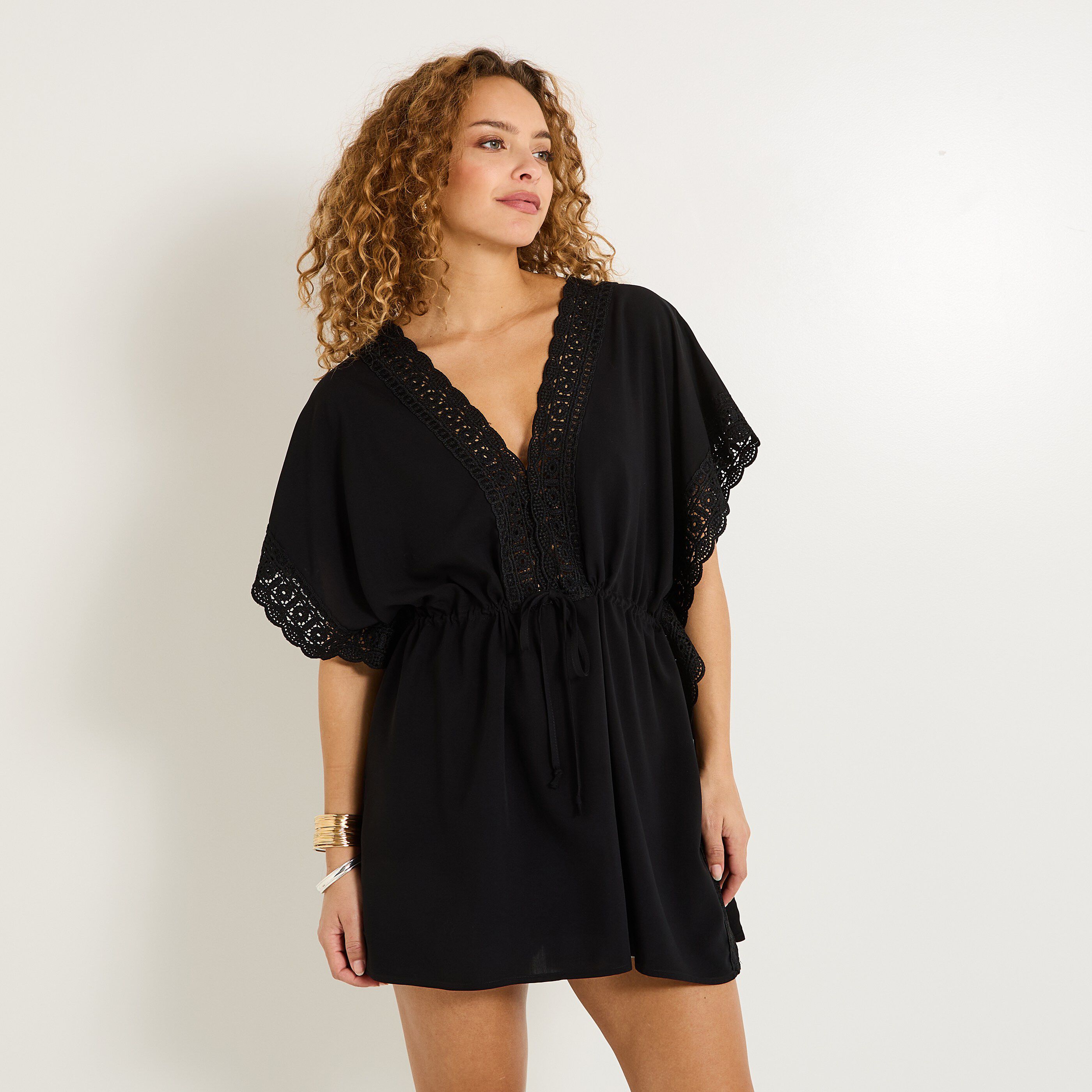 Par&eacute;o uni avec galon brod&eacute; femme