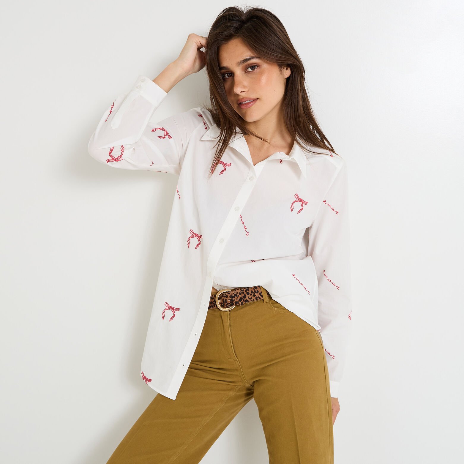 Chemise nœuds brodés femme