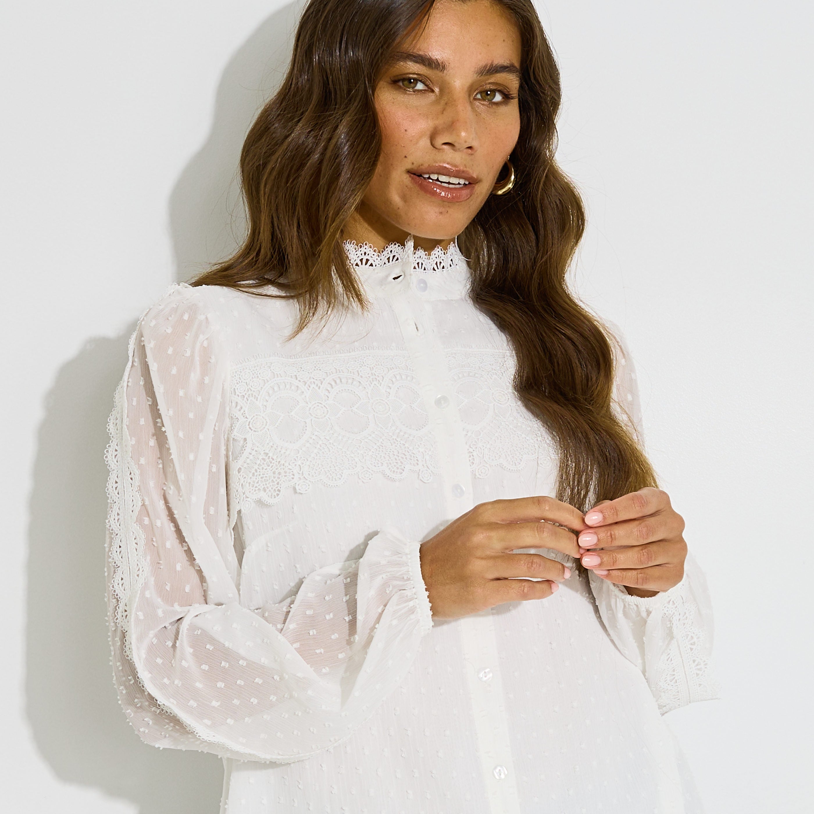Chemise motifs plumetis femme