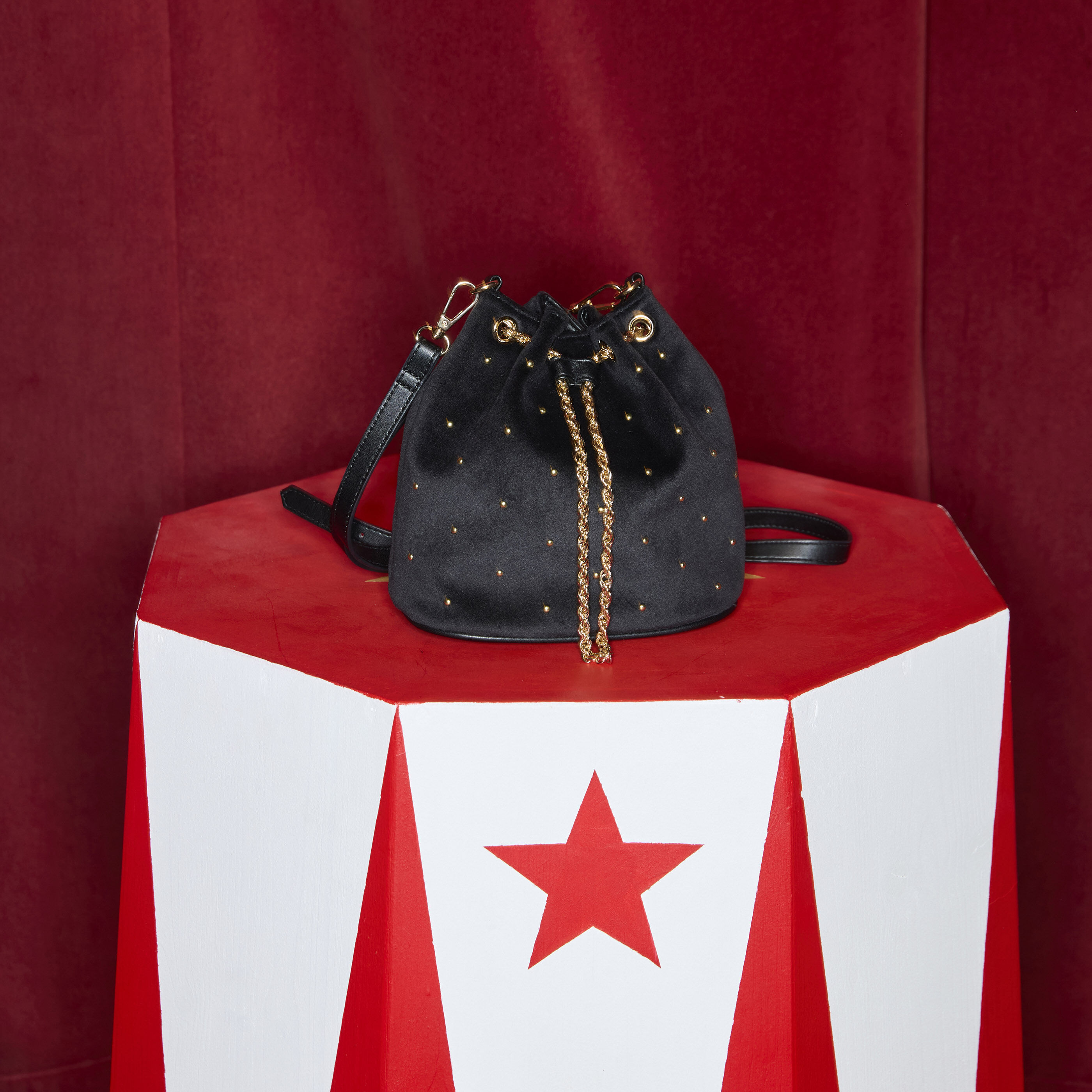 Petit sac seau en velours femme