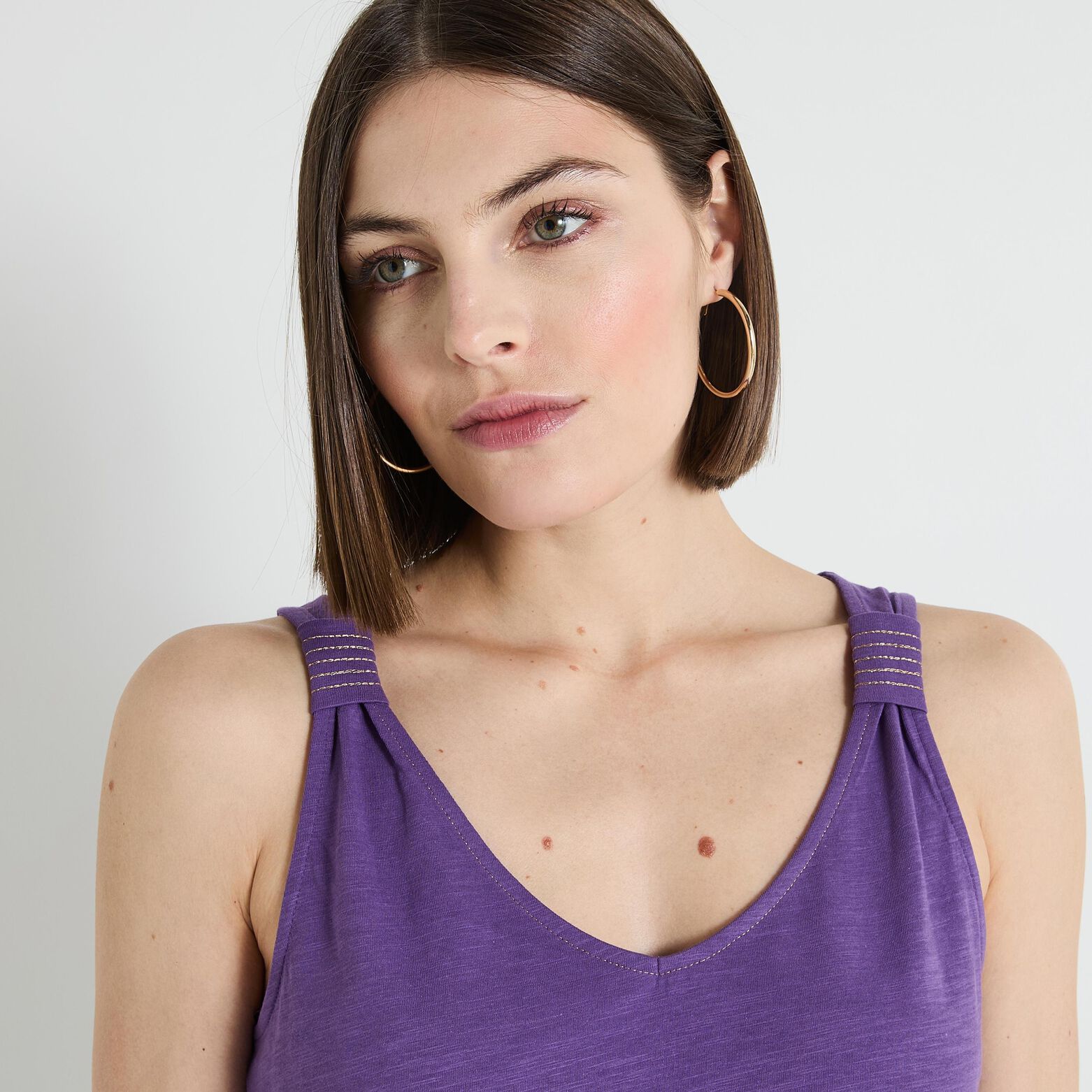 Débardeur col V femme