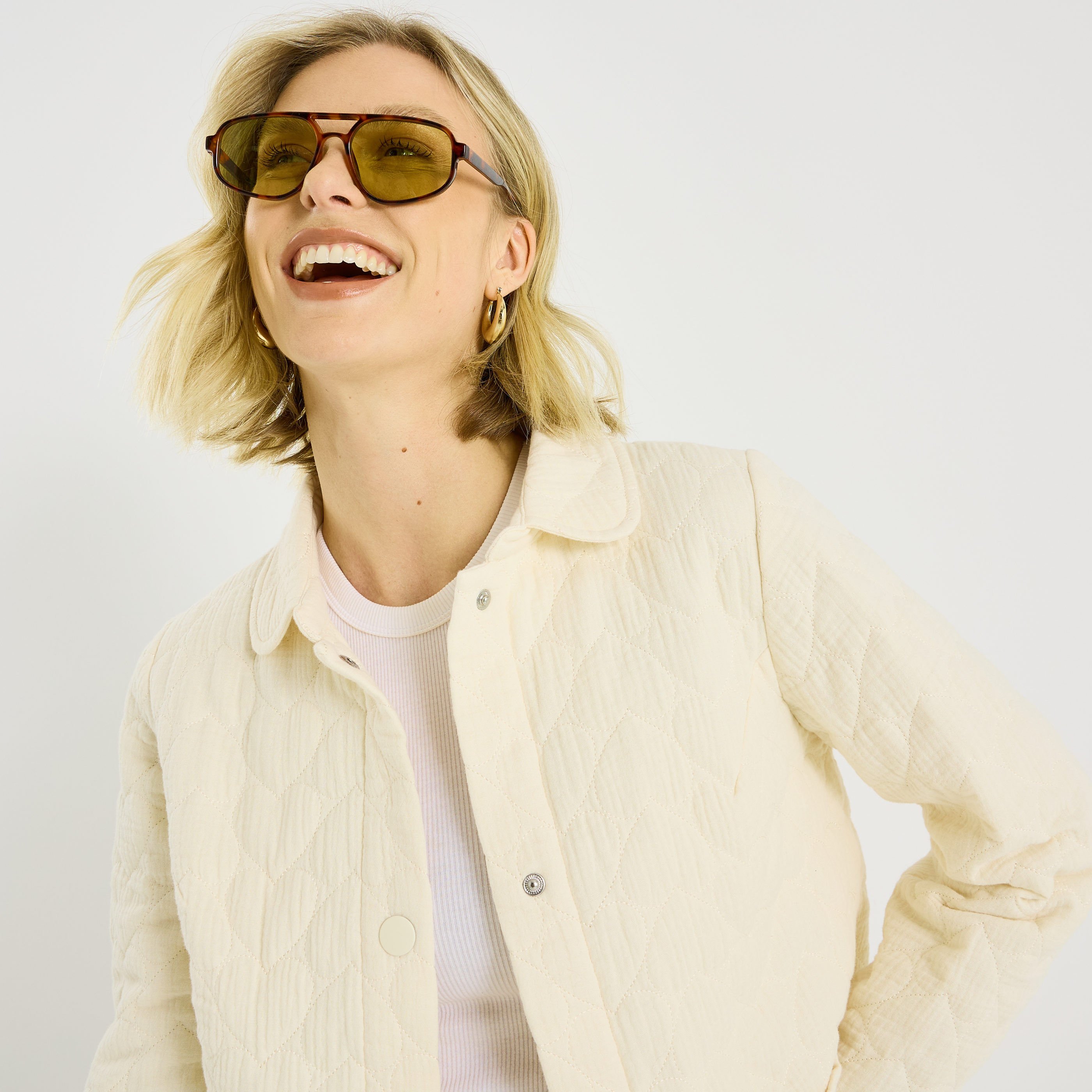 Veste matelass&eacute;e motif c&oelig;ur femme