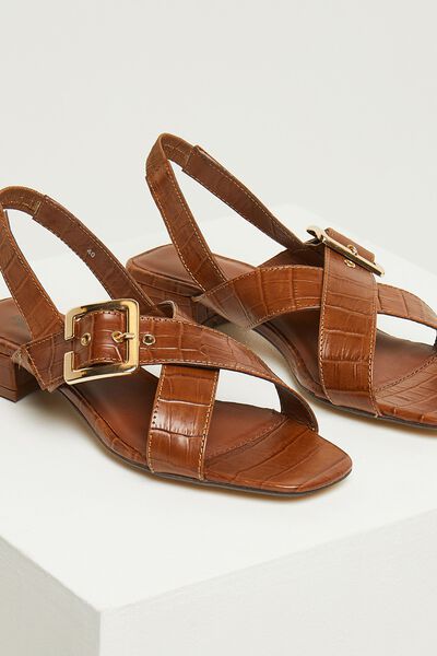 Sandales en cuir femme