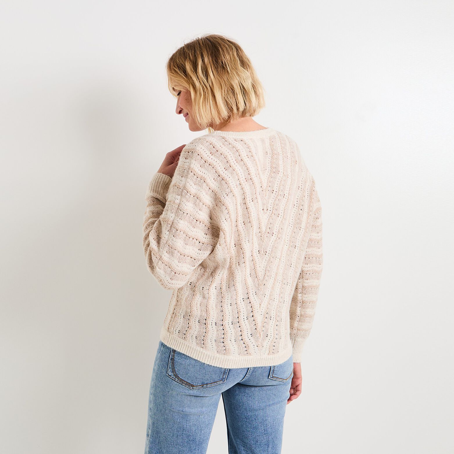 Pull col V femme