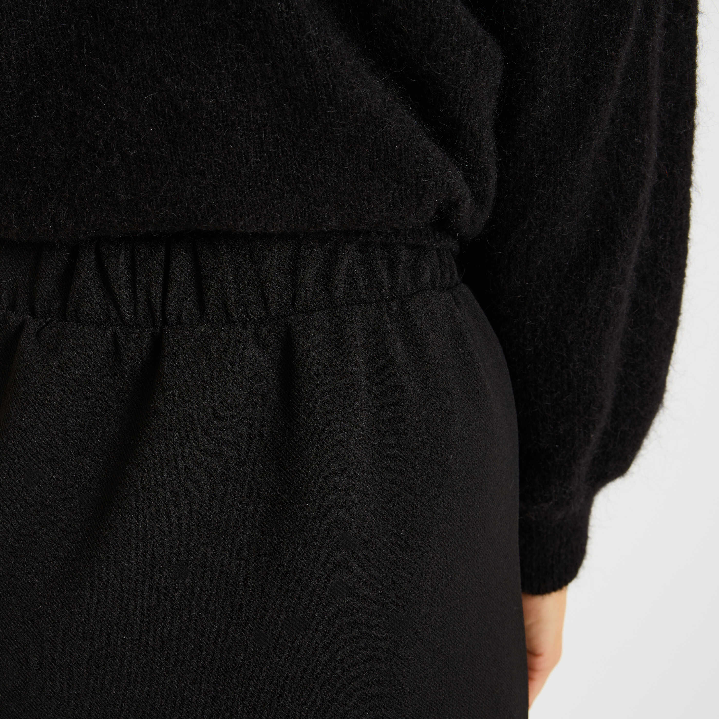 Jupe courte en maille taille &eacute;lastiqu&eacute;e