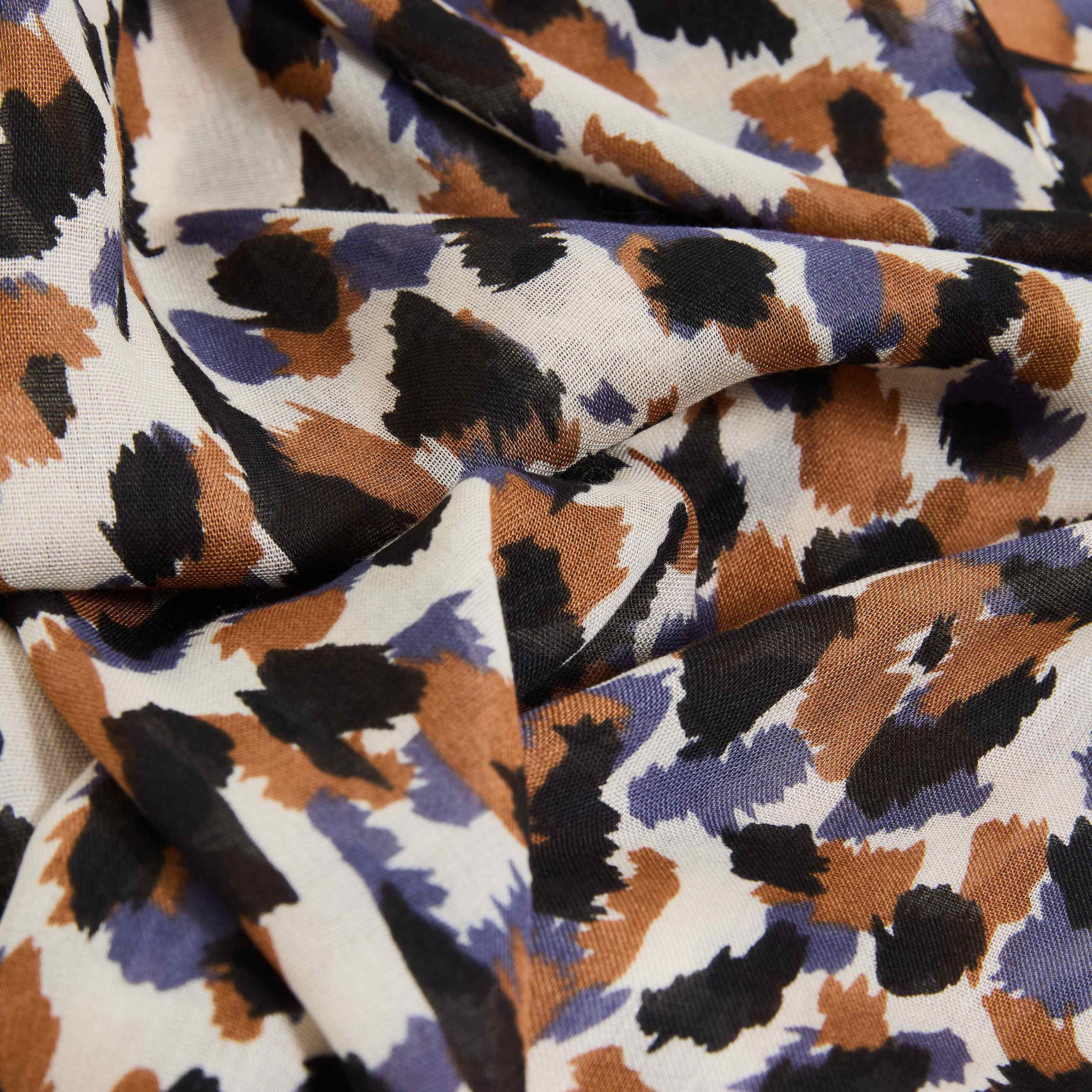 Etole longue imprim&eacute;e femme