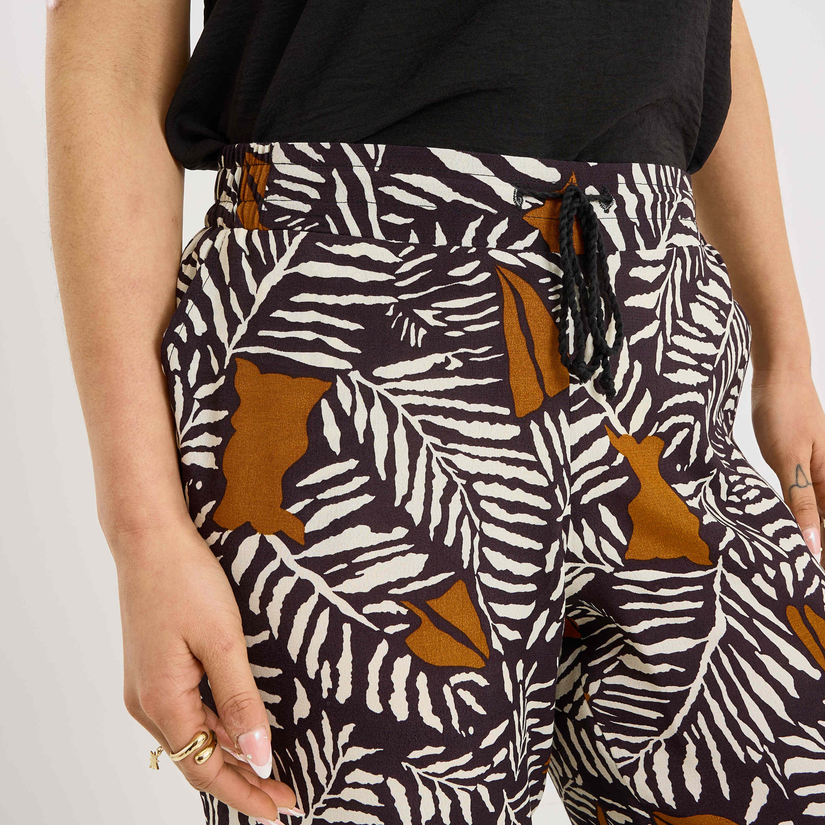 Pantalon fluide imprim&eacute; femme