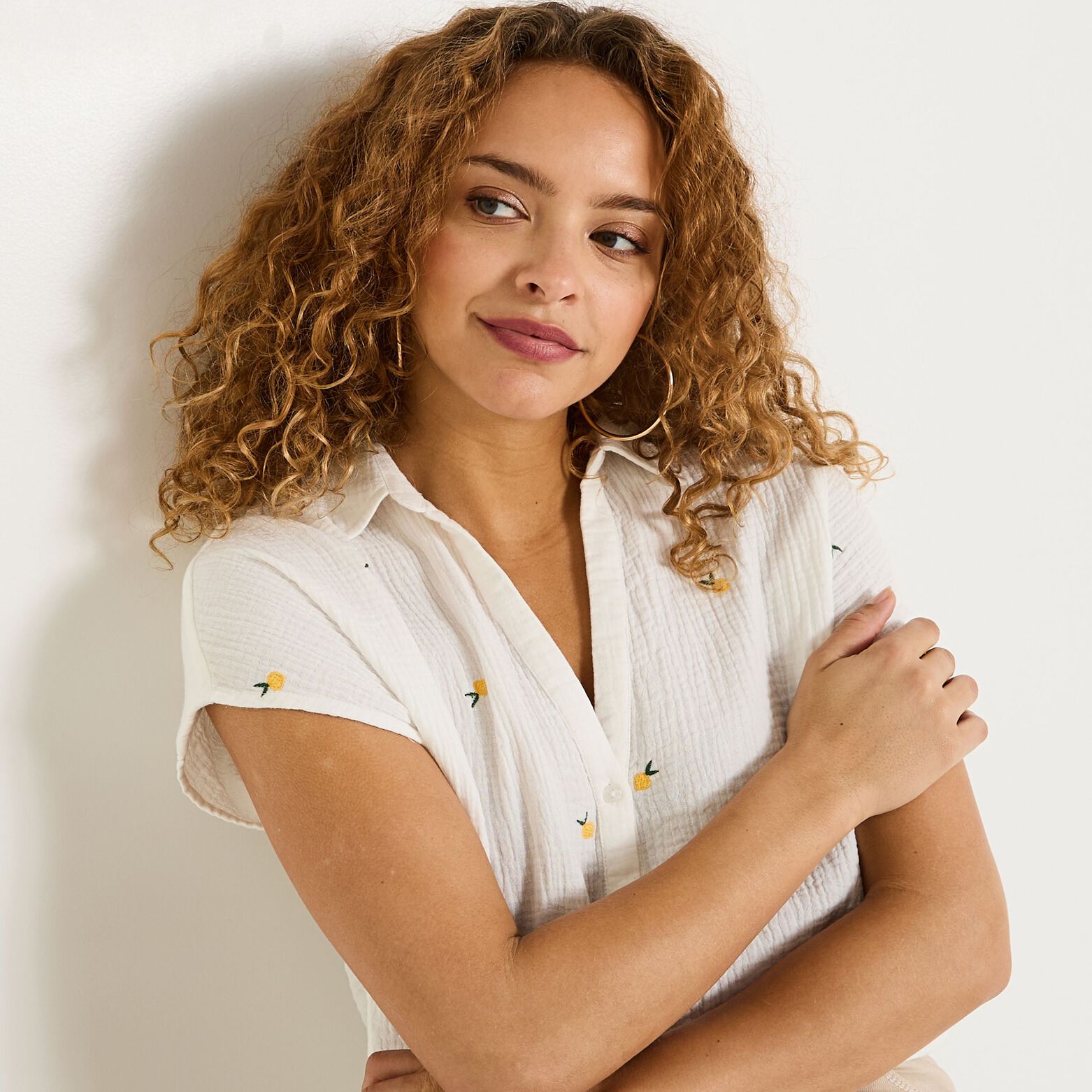 Chemise brodée femme