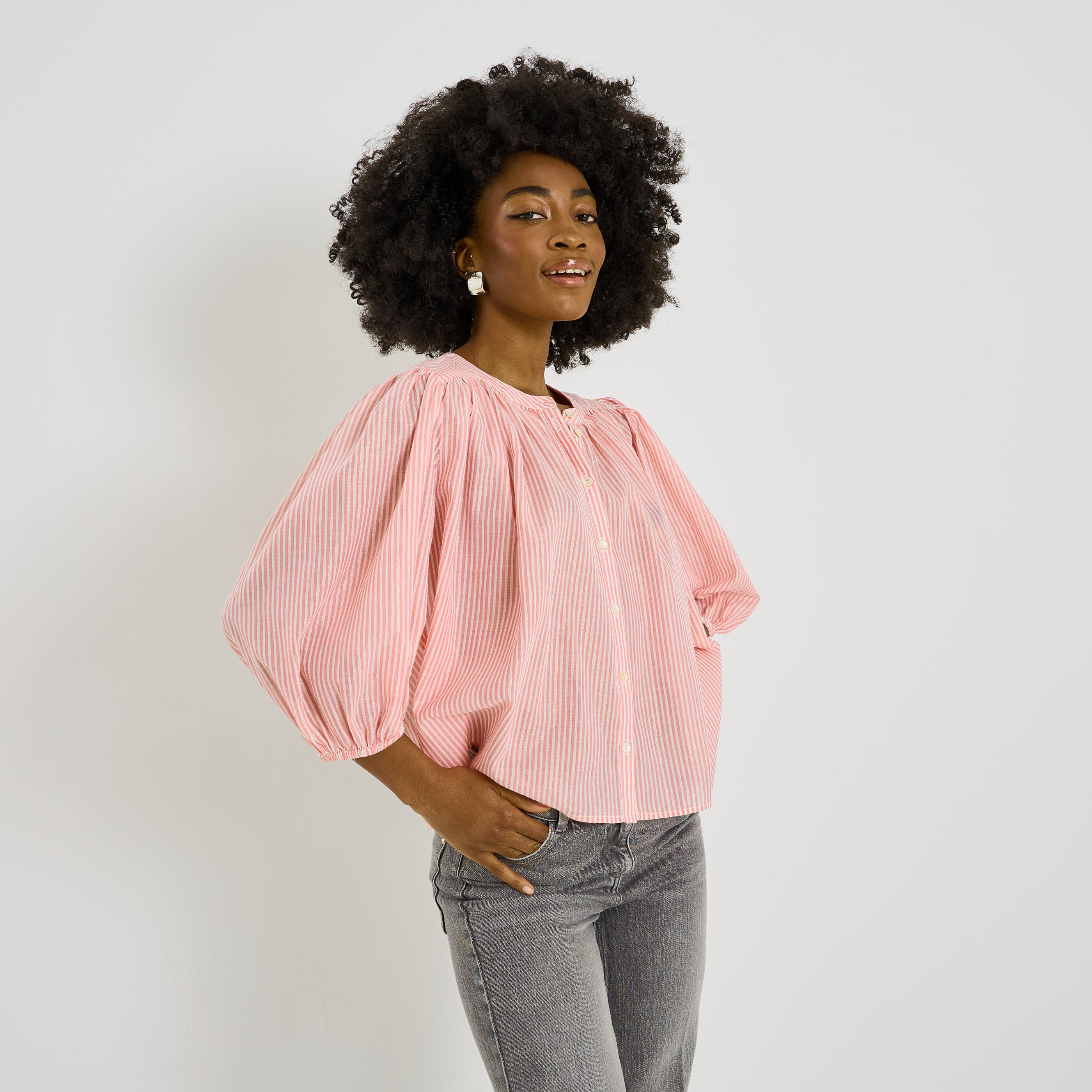 Chemise ample ray&eacute;e effet brillant femme