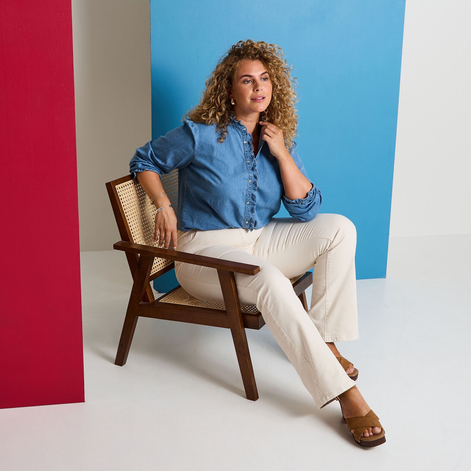 Chemise en denim à col montant femme