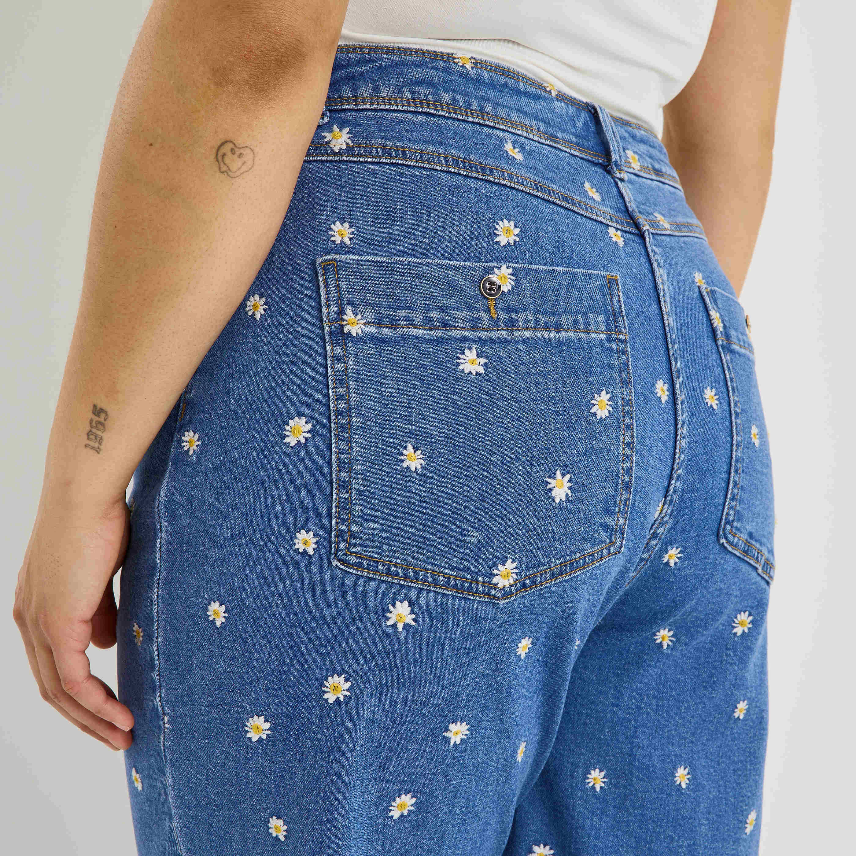 Jean large raccourci JAIPUR R02 femme