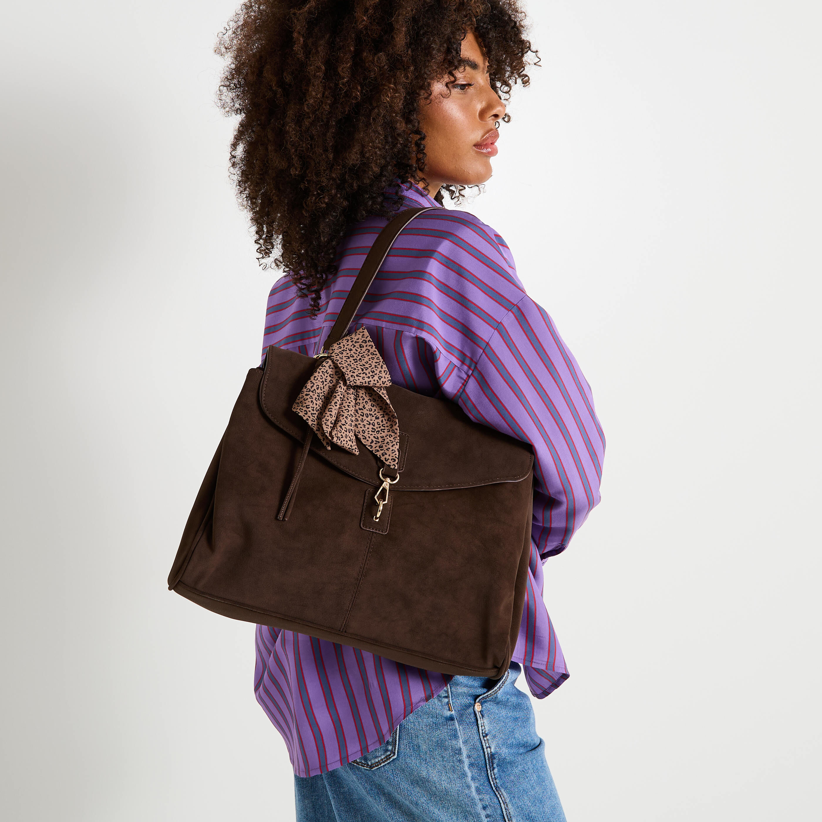 Sac &agrave; rabat iris&eacute; avec grigri