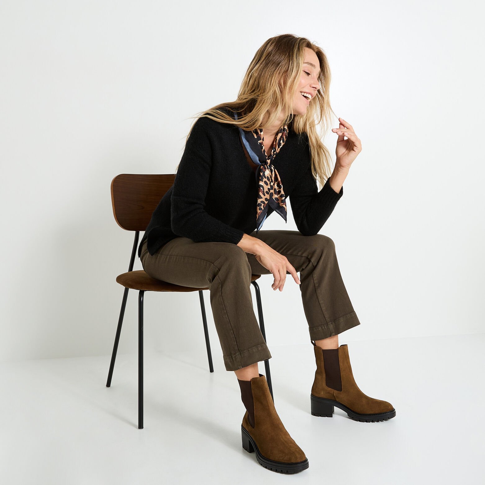 Pull col V femme