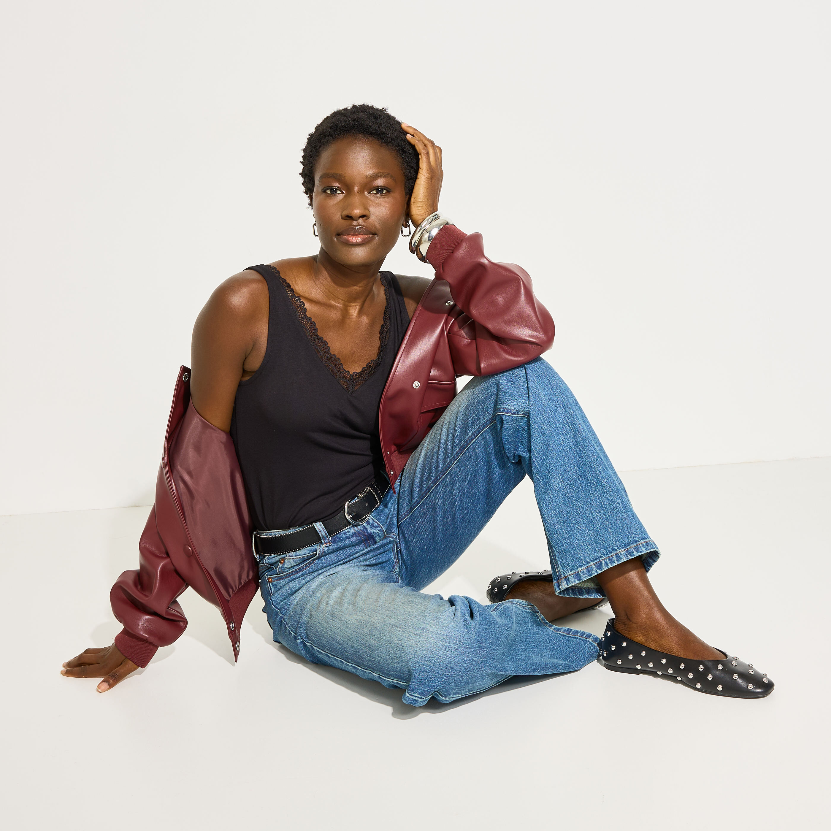 D&eacute;bardeur col V femme