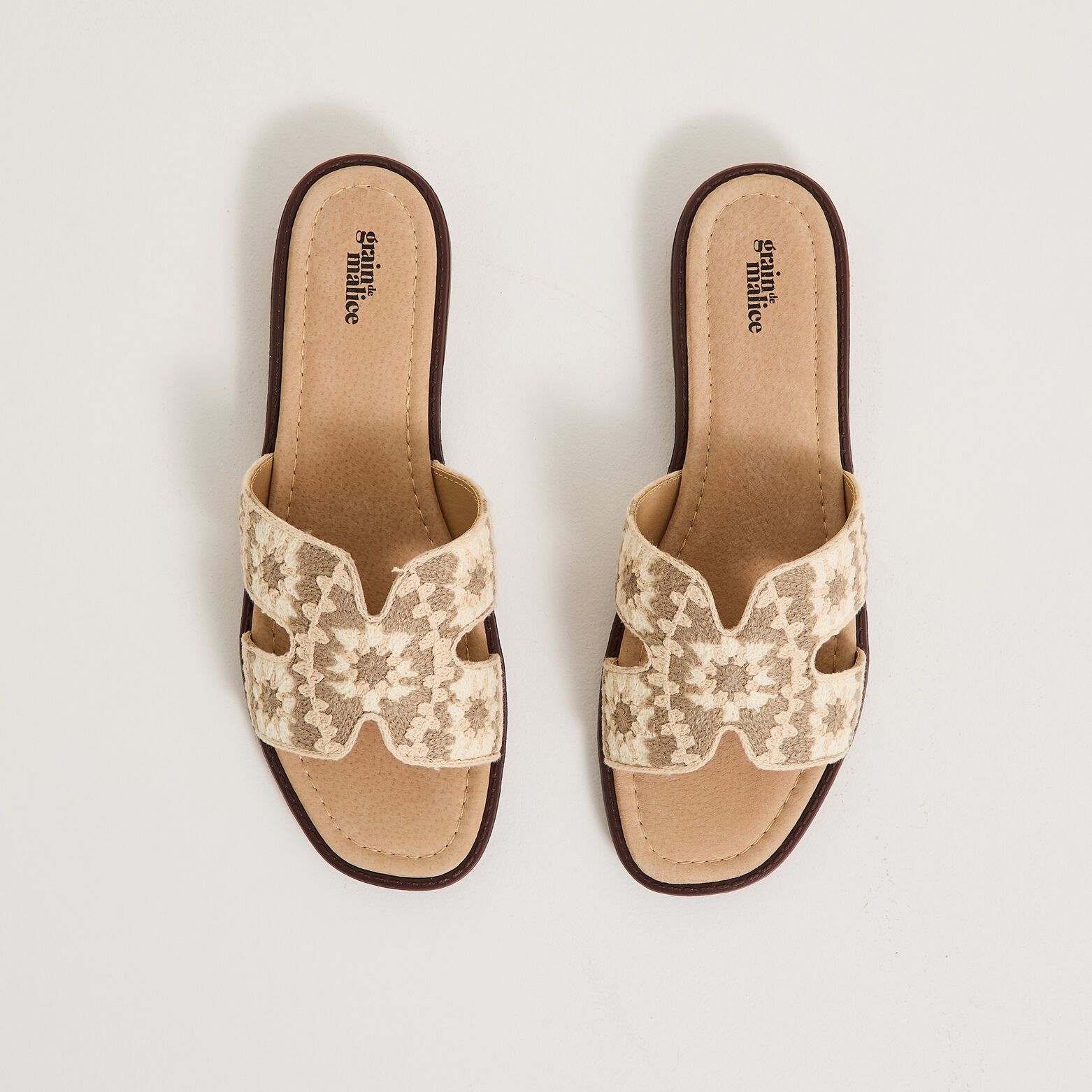 Mules plates femme