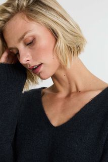 Pull col V femme