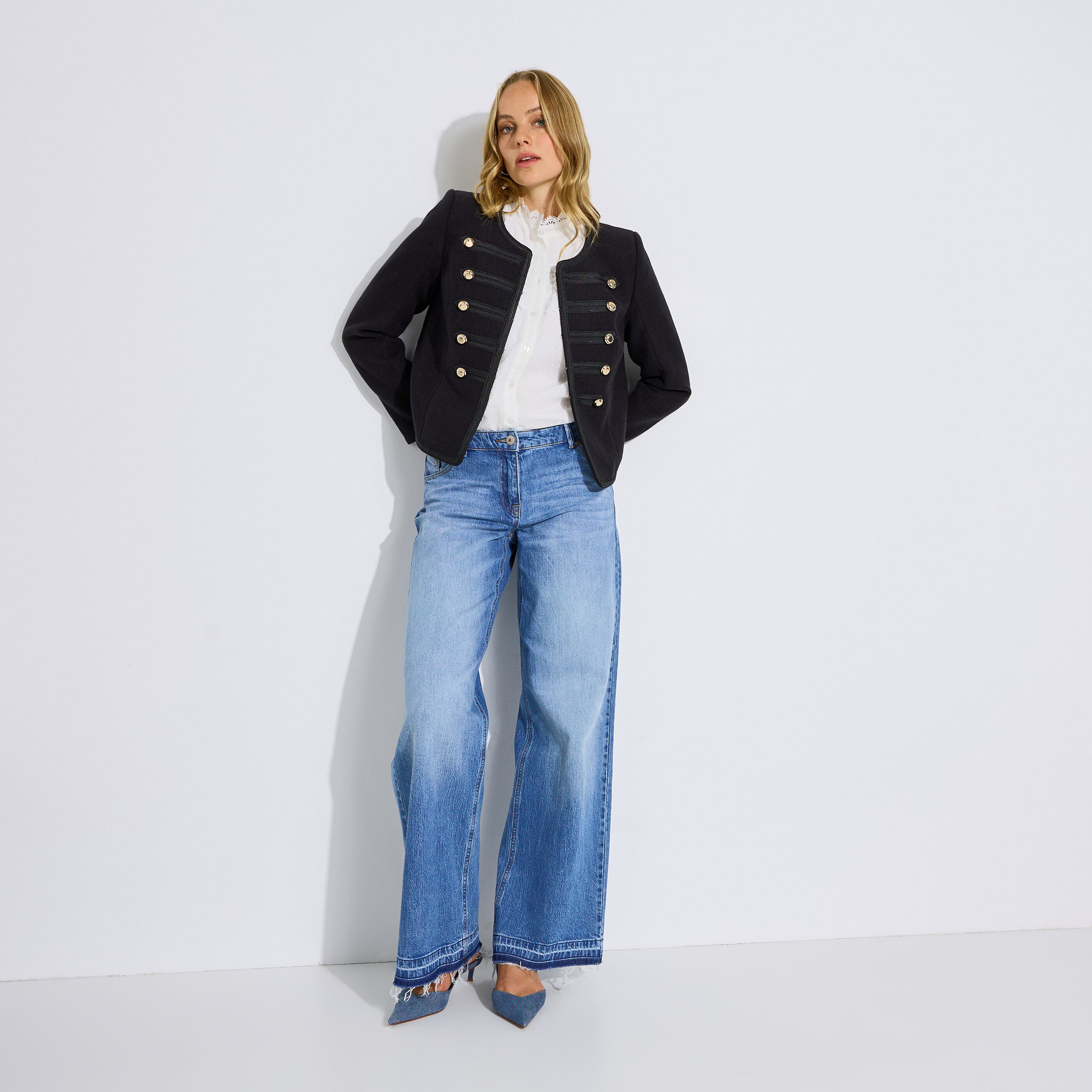 Veste courte officier femme