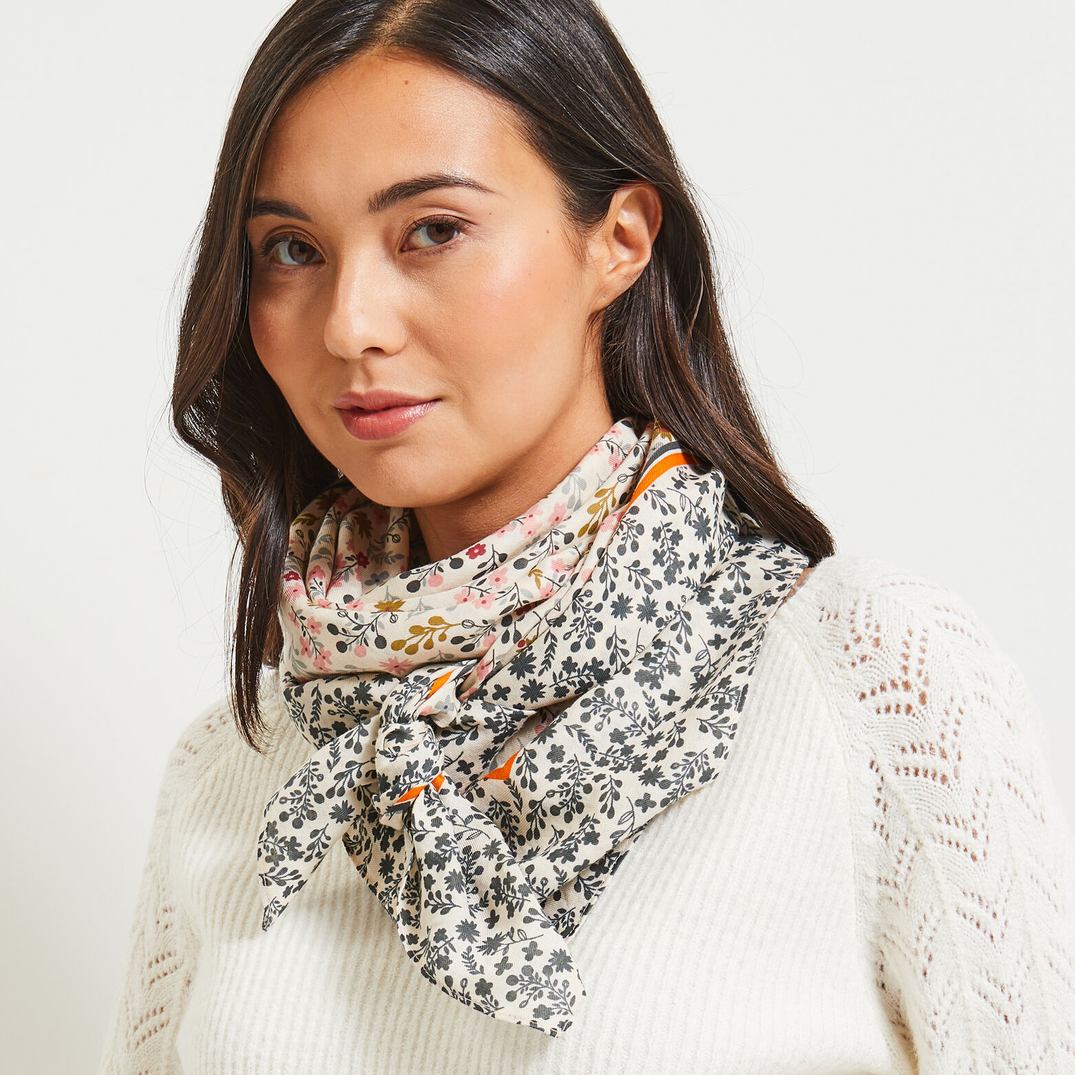 foulard necktie