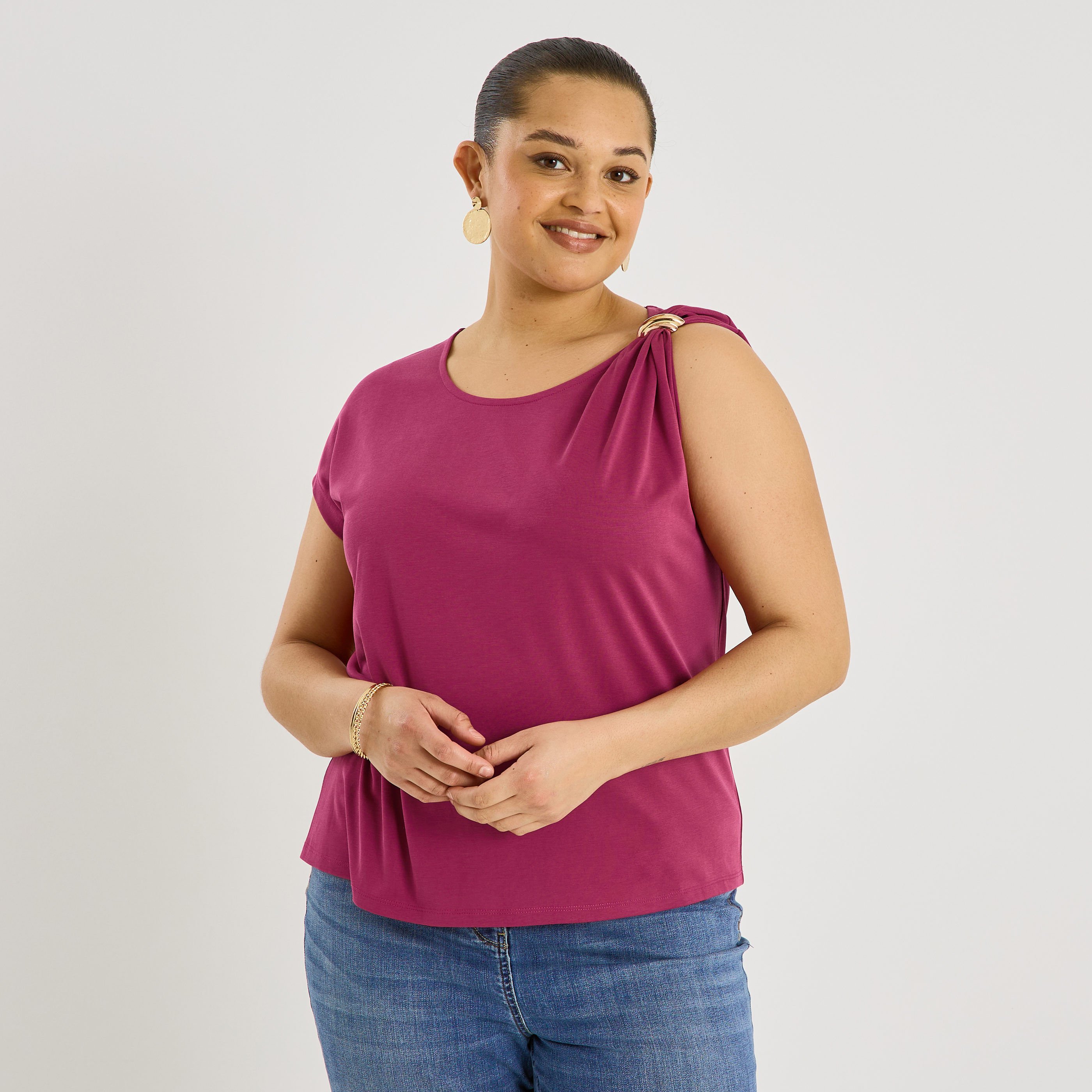 T-shirt uni d&eacute;tail bijou femme