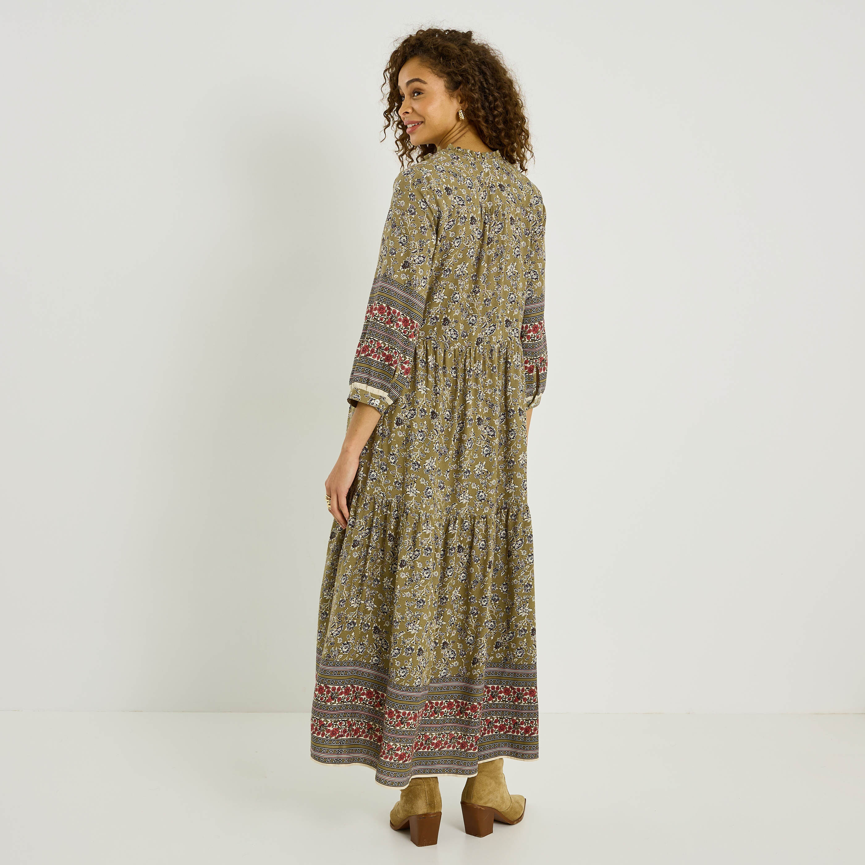 Robe boh&egrave;me longue imprim&eacute; floral