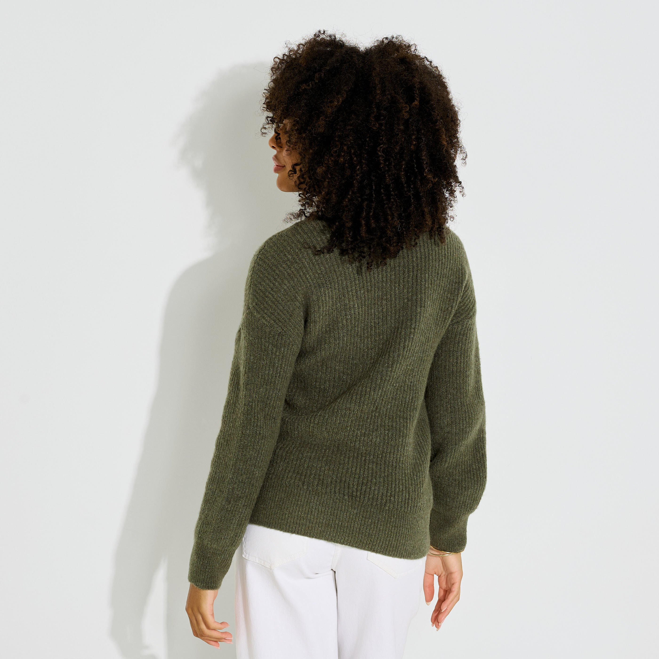 Pull col V motifs chevrons femme