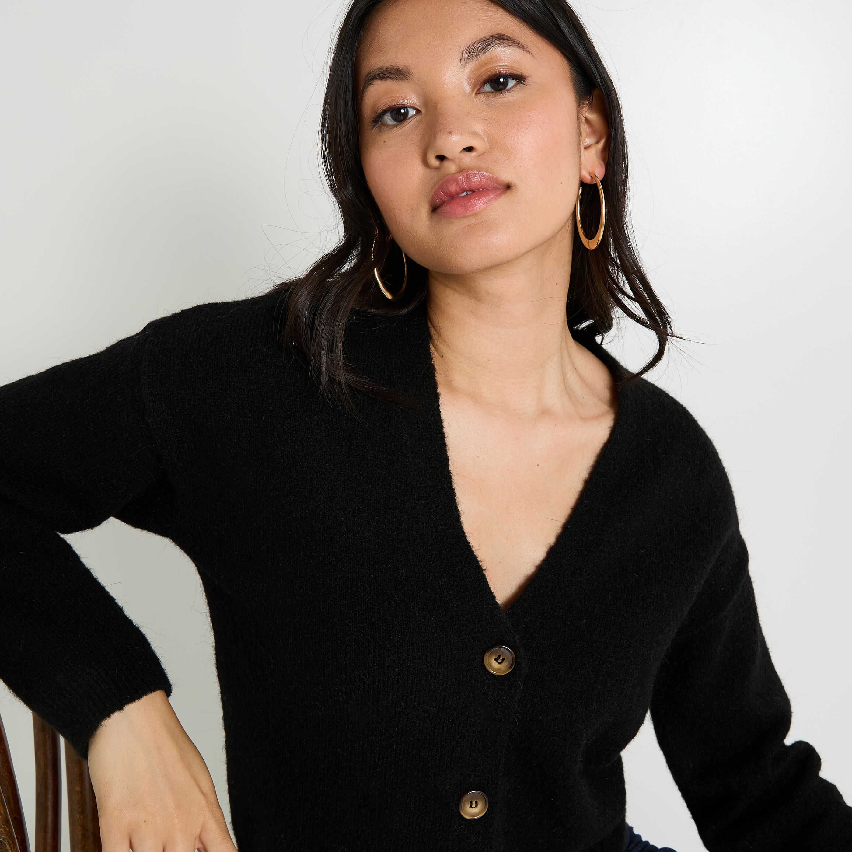 Gilet boutonn&eacute; col V femme