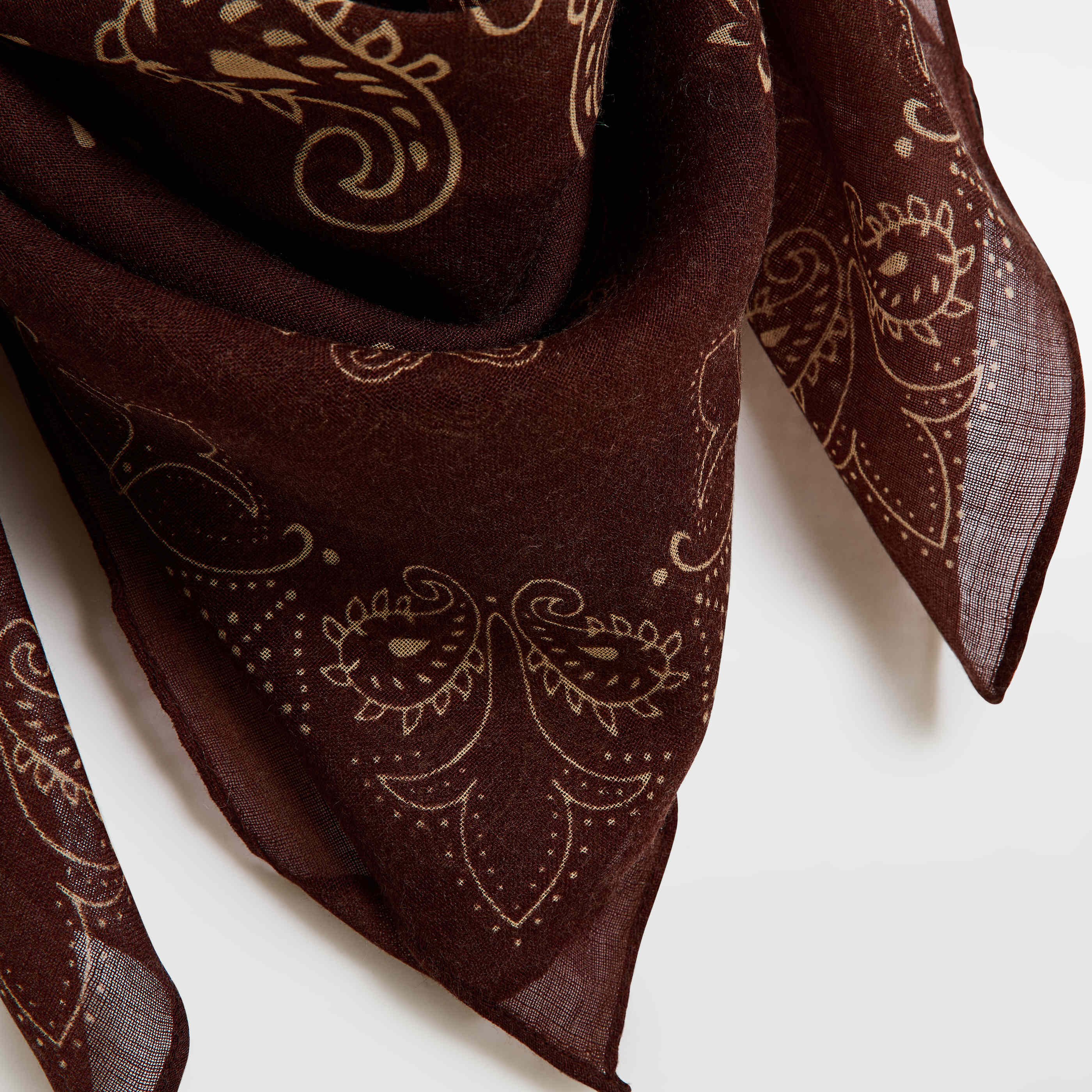 Foulard carr&eacute; en voile de laine femme