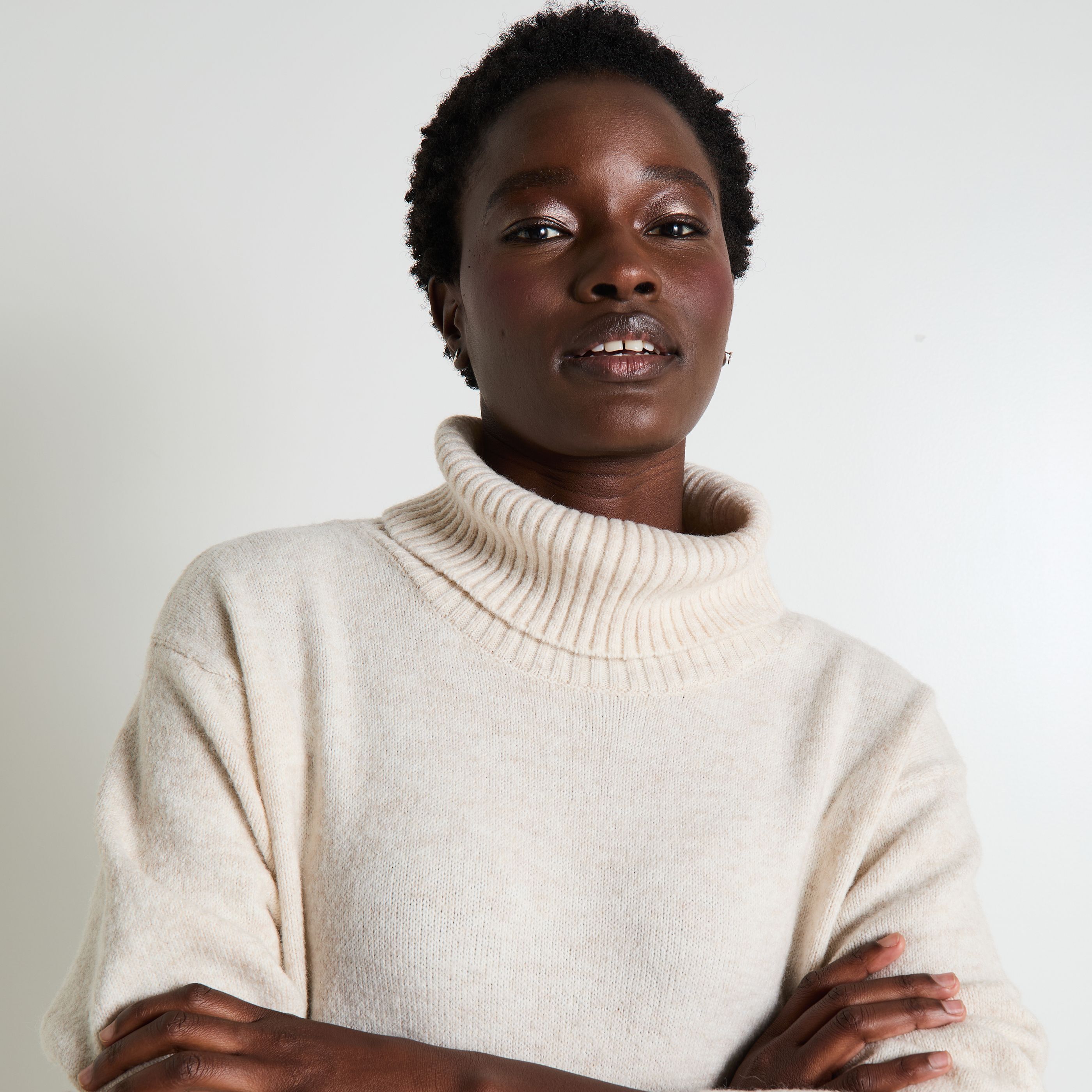 Robe pull col roul&eacute; femme