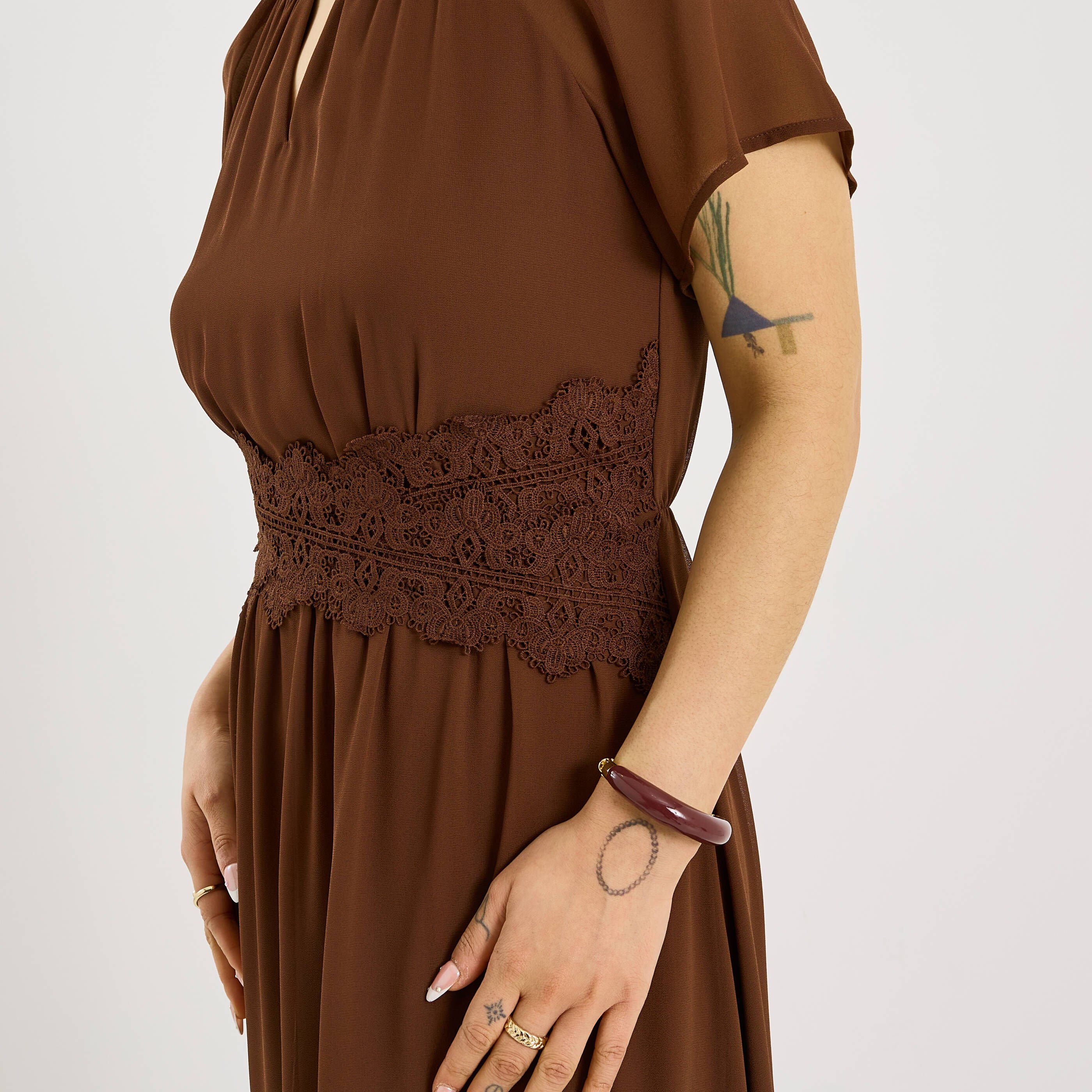 Robe longue unie habill&eacute;e 