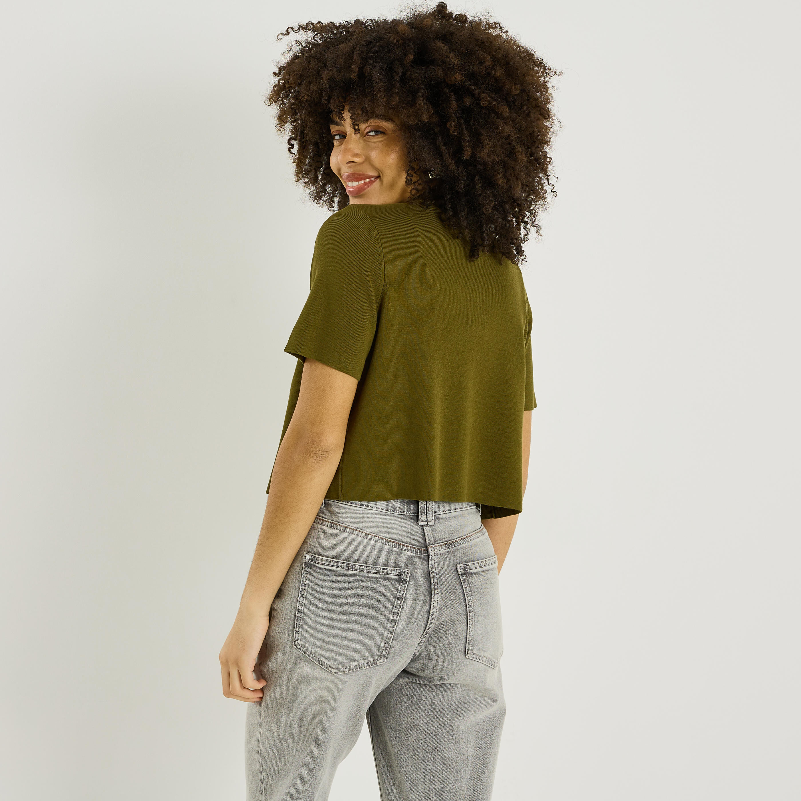 Gilet en maille fine &agrave; bouton femme