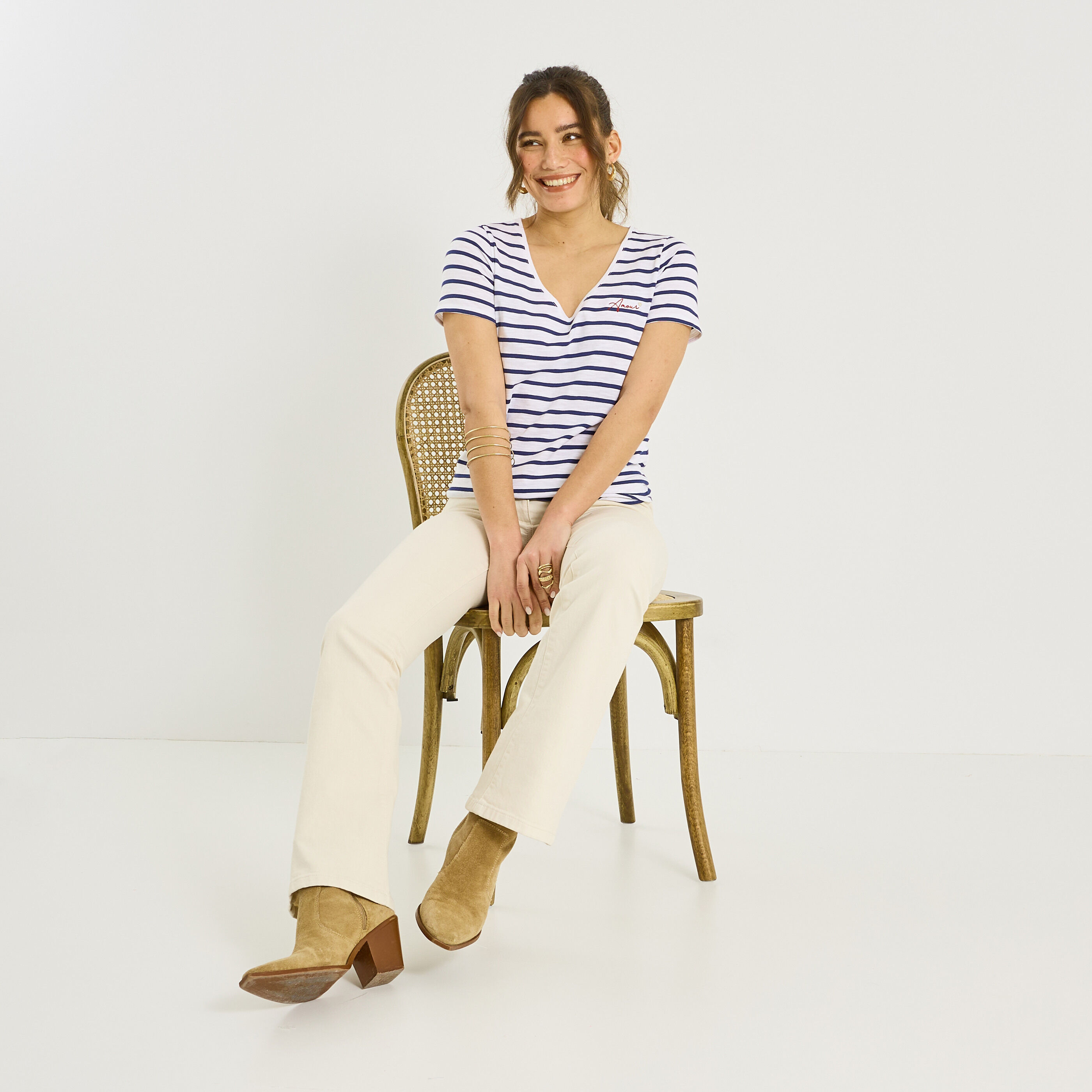 T-shirt ray&eacute; avec borderie femme