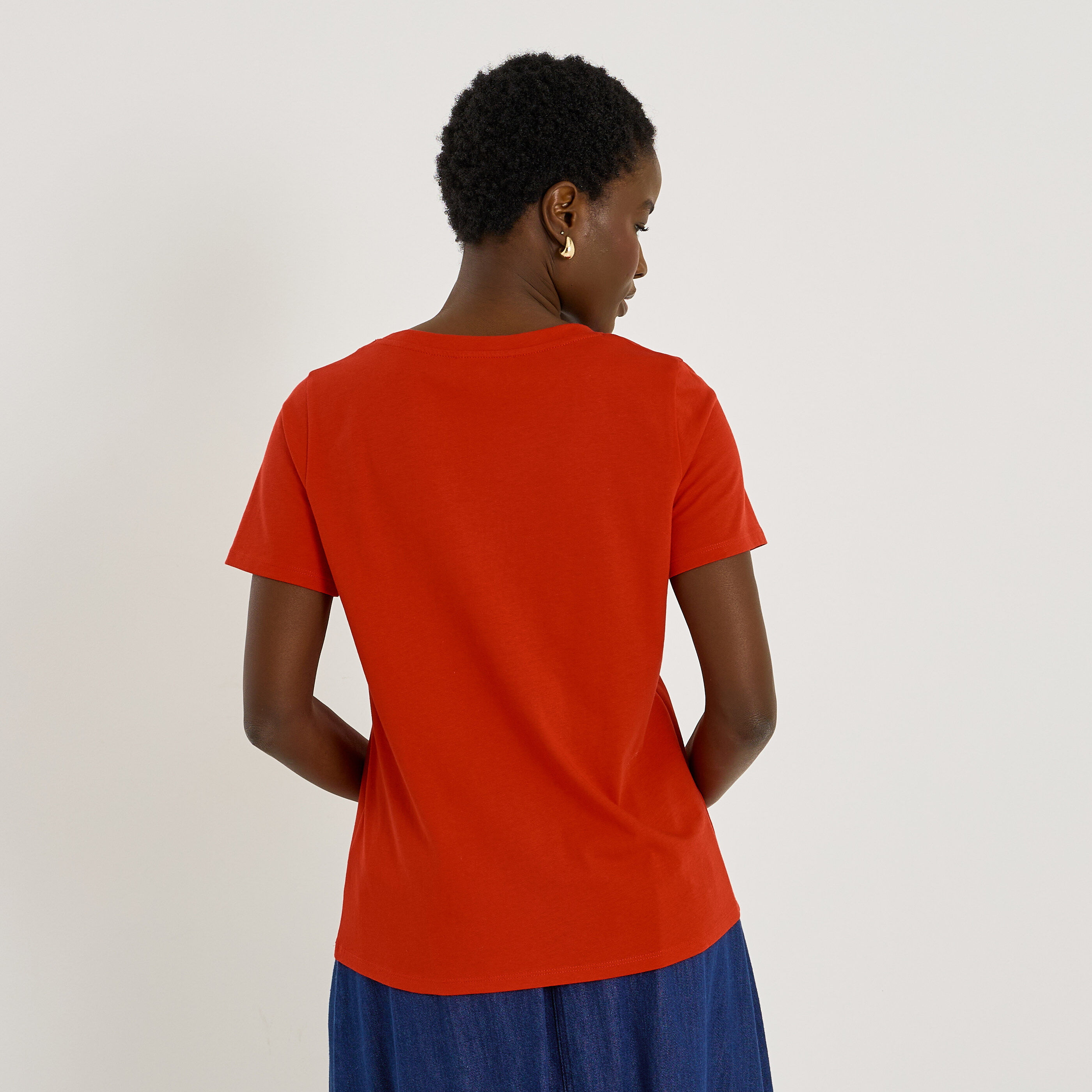 T-shirt col rond c&oelig;ur brod&eacute; femme
