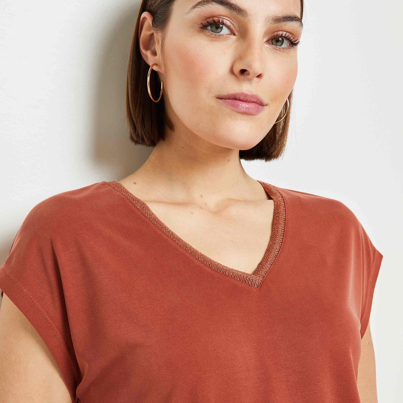 T-shirt col V femme