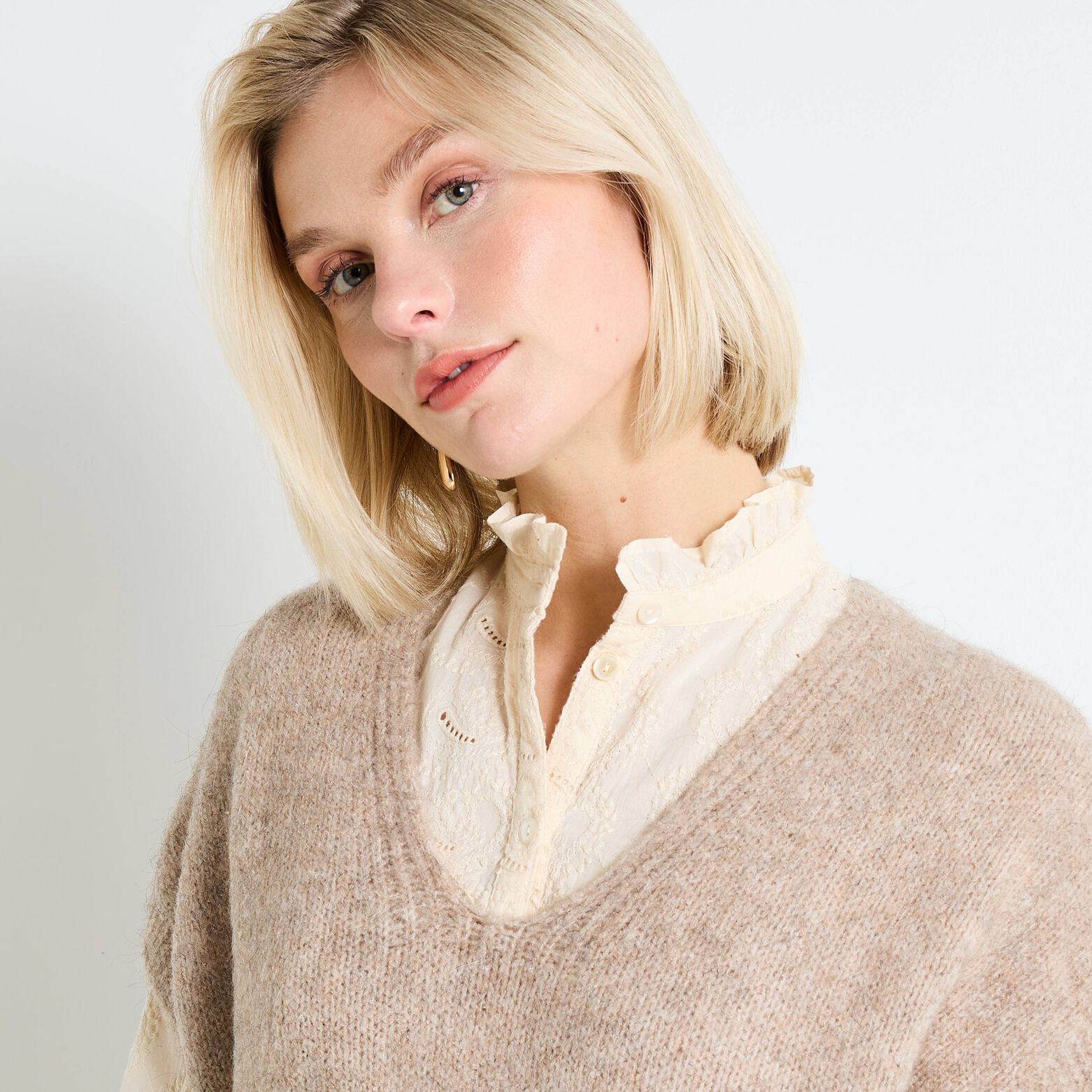 Pull loose col V femme
