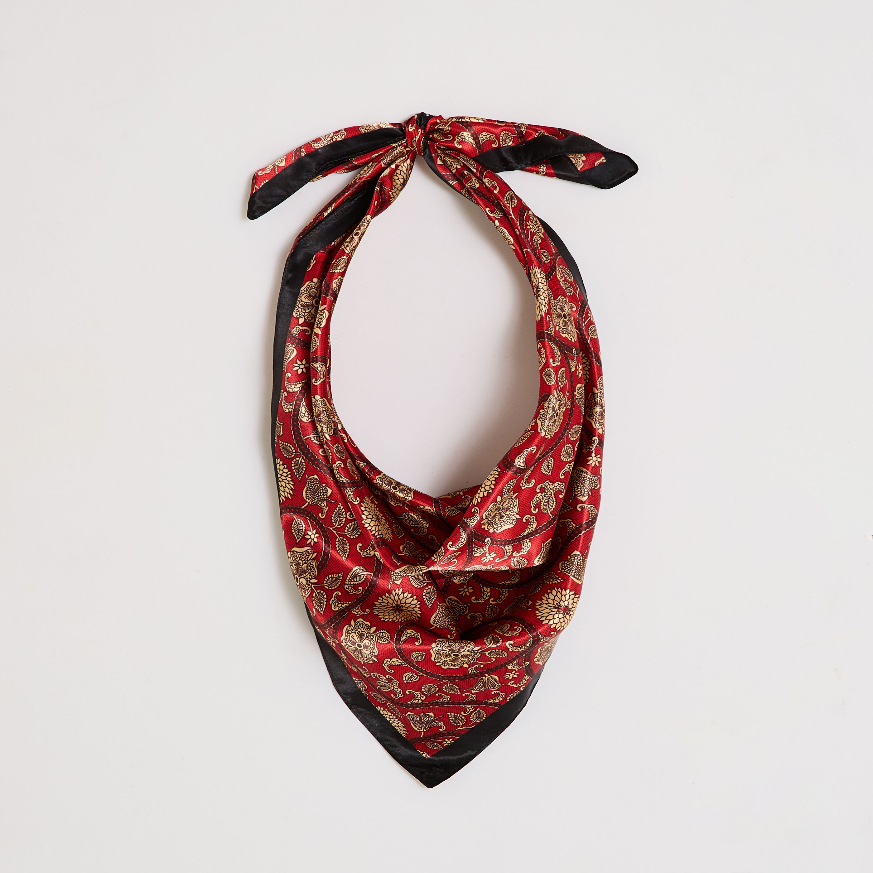 Foulard carr&eacute; imprim&eacute; fleuri femme