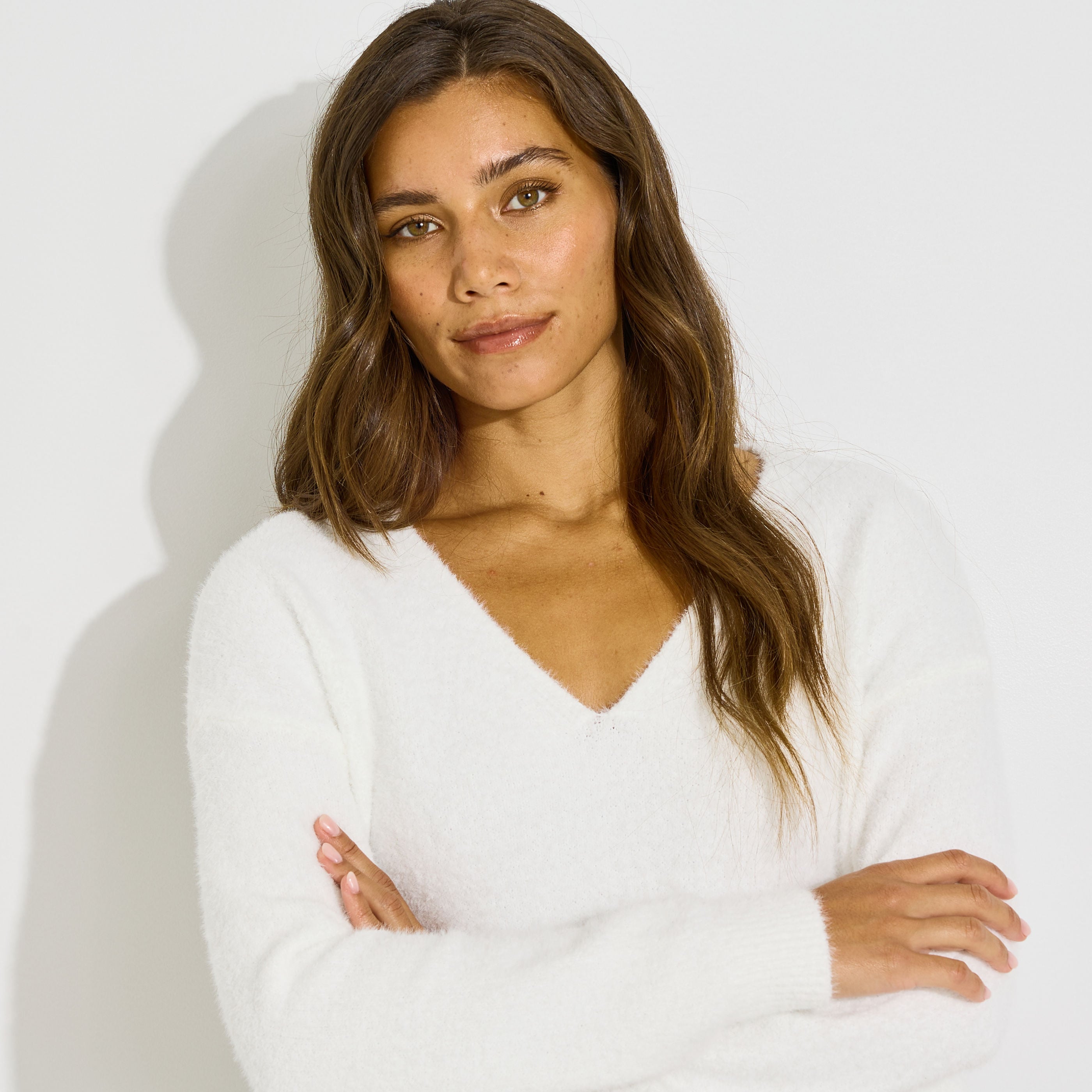 Pull doux manches longues col V femme
