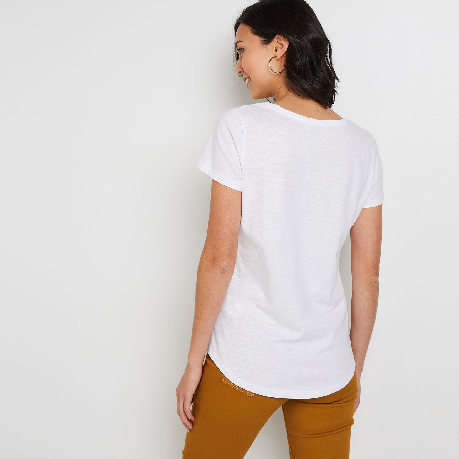 T-shirt manches courtes V femme