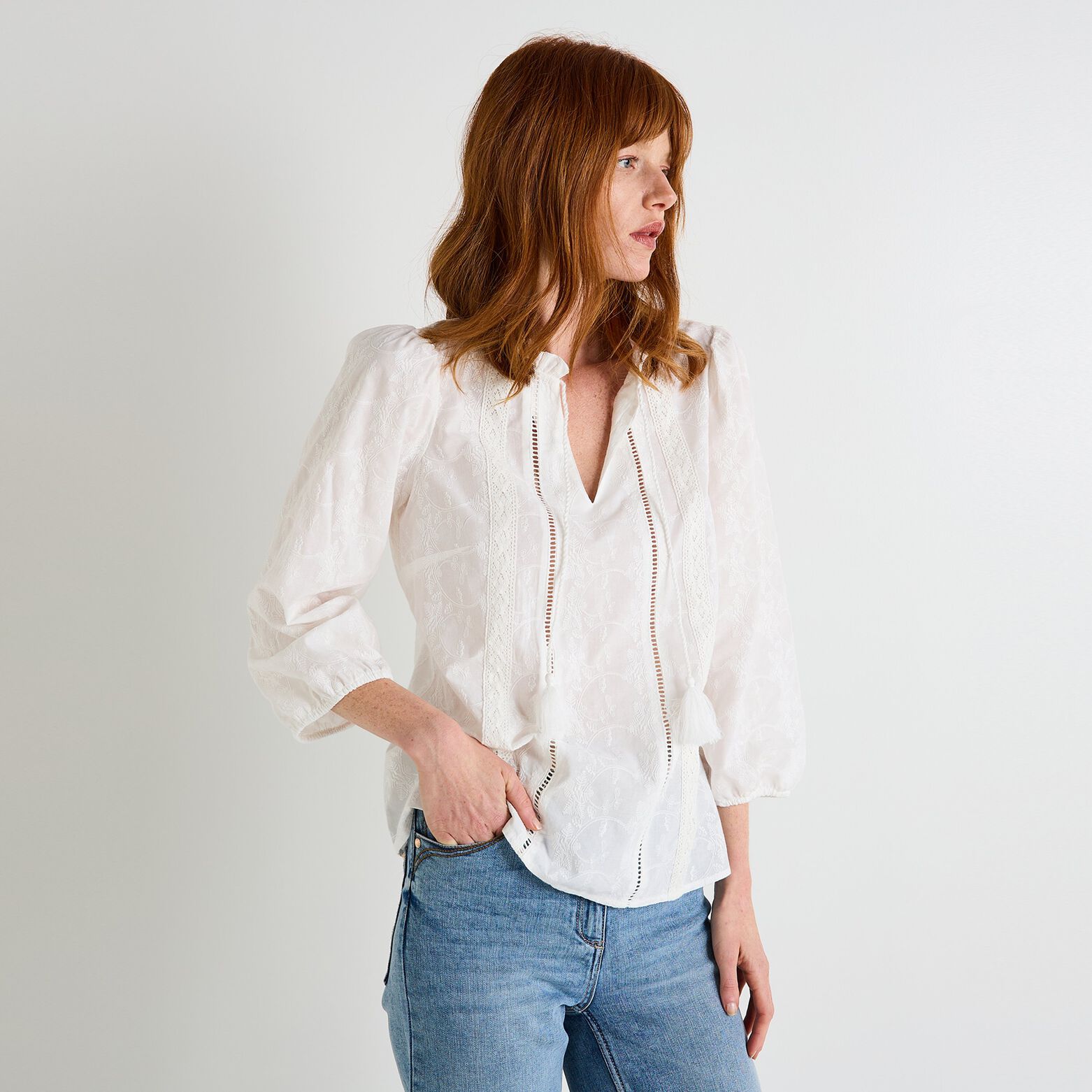 Blouse brodée femme