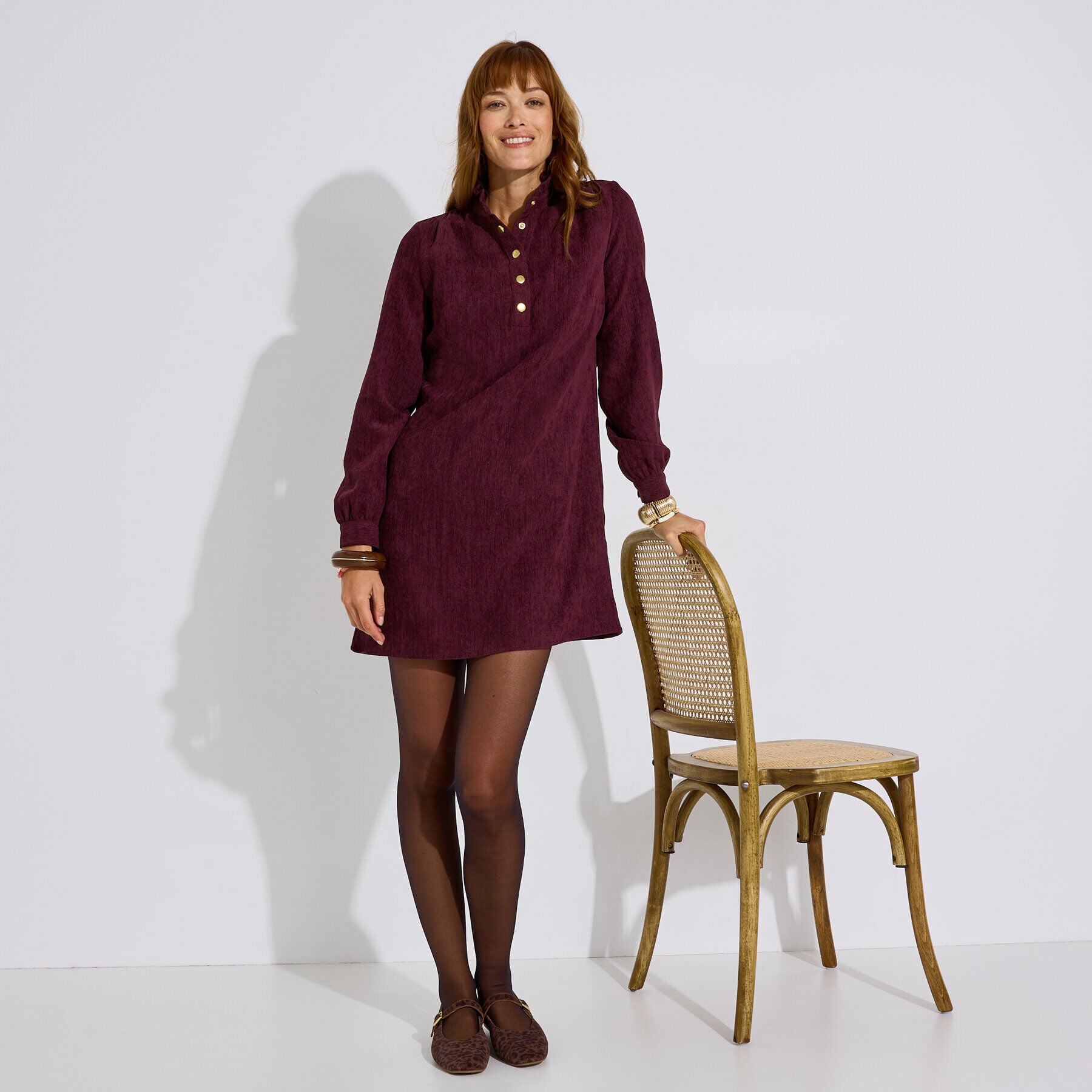 Robe velours c&ocirc;tel&eacute; col volant&eacute; femme