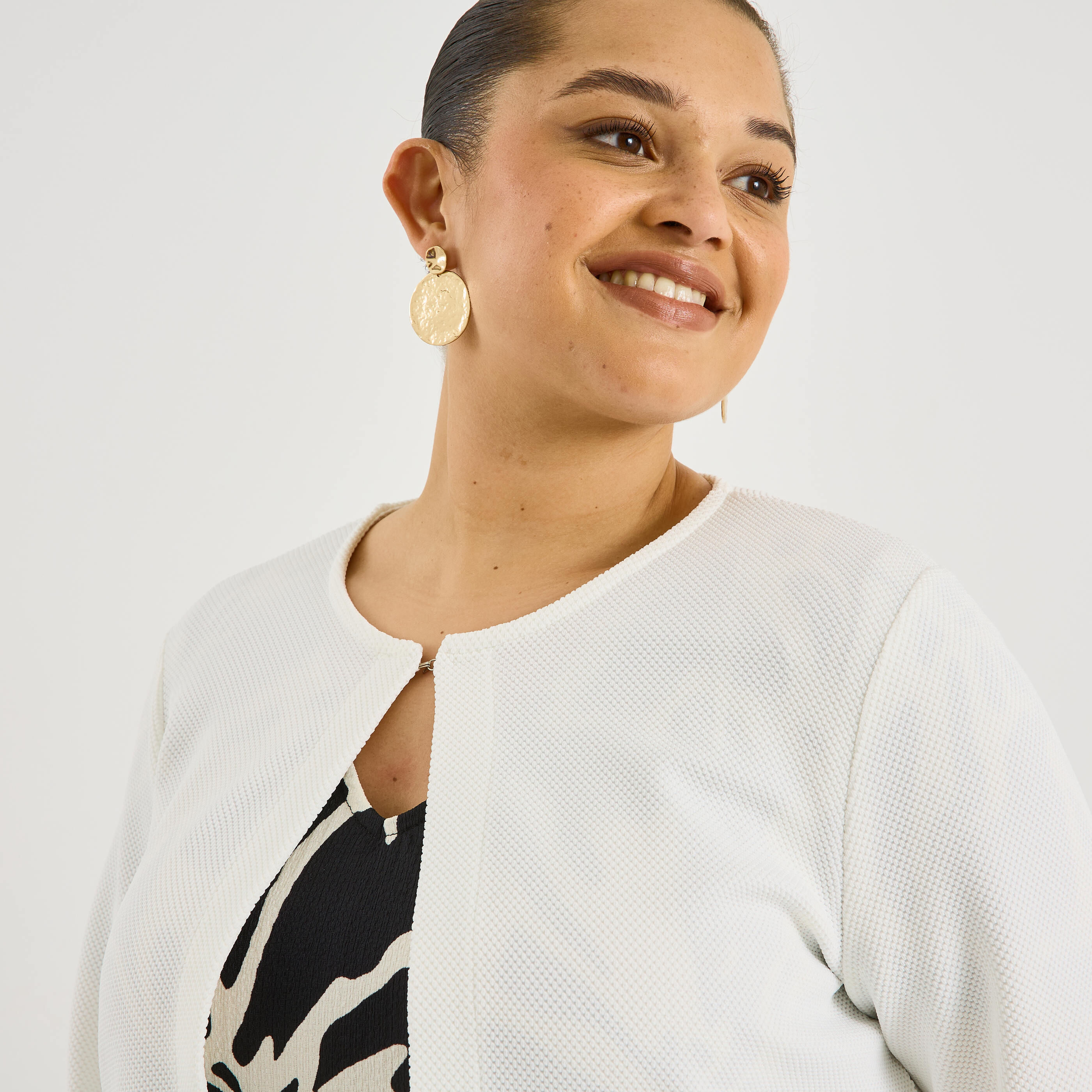 Bol&eacute;ro en maille textur&eacute;e femme