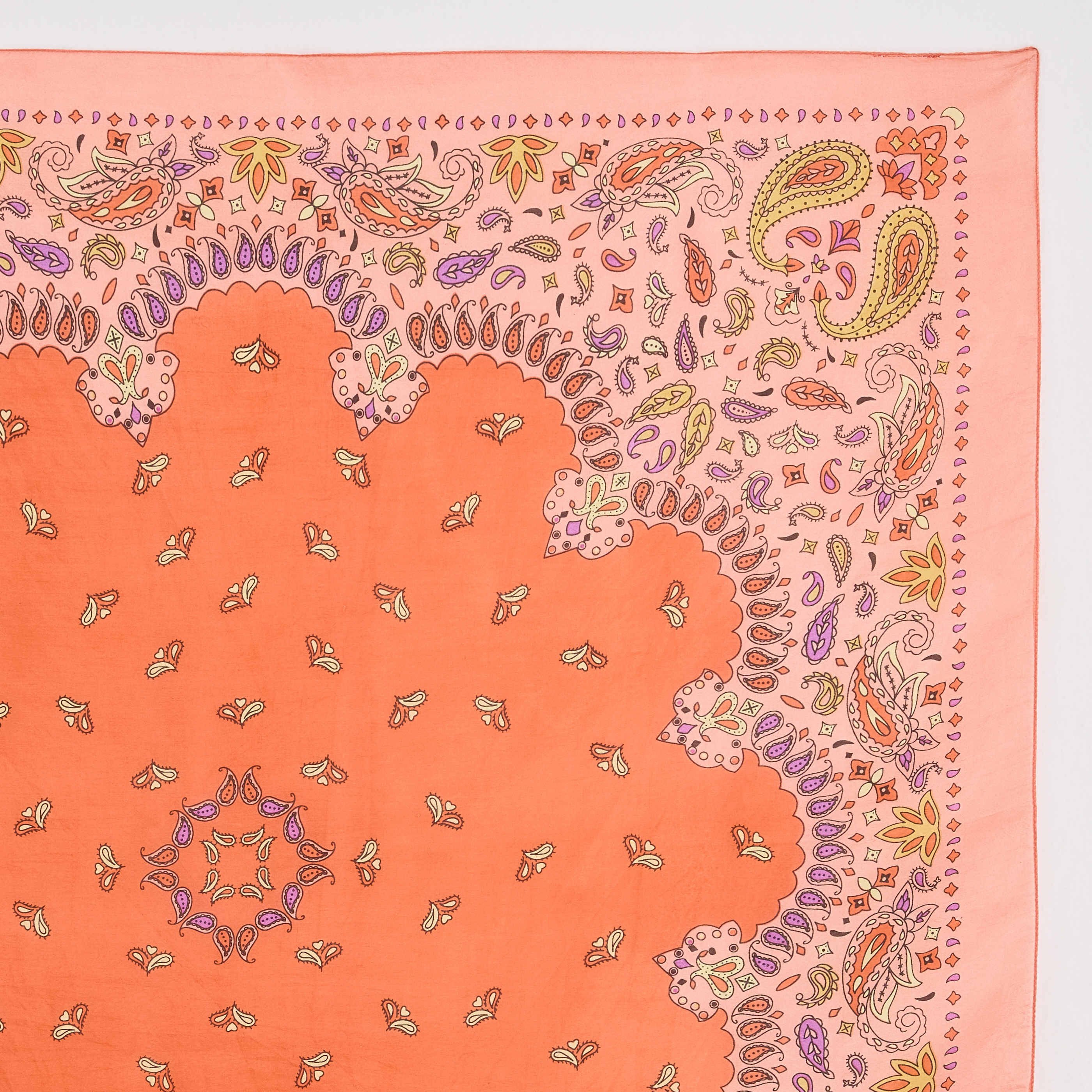 Foulard carr&eacute; imprim&eacute; bandana femme