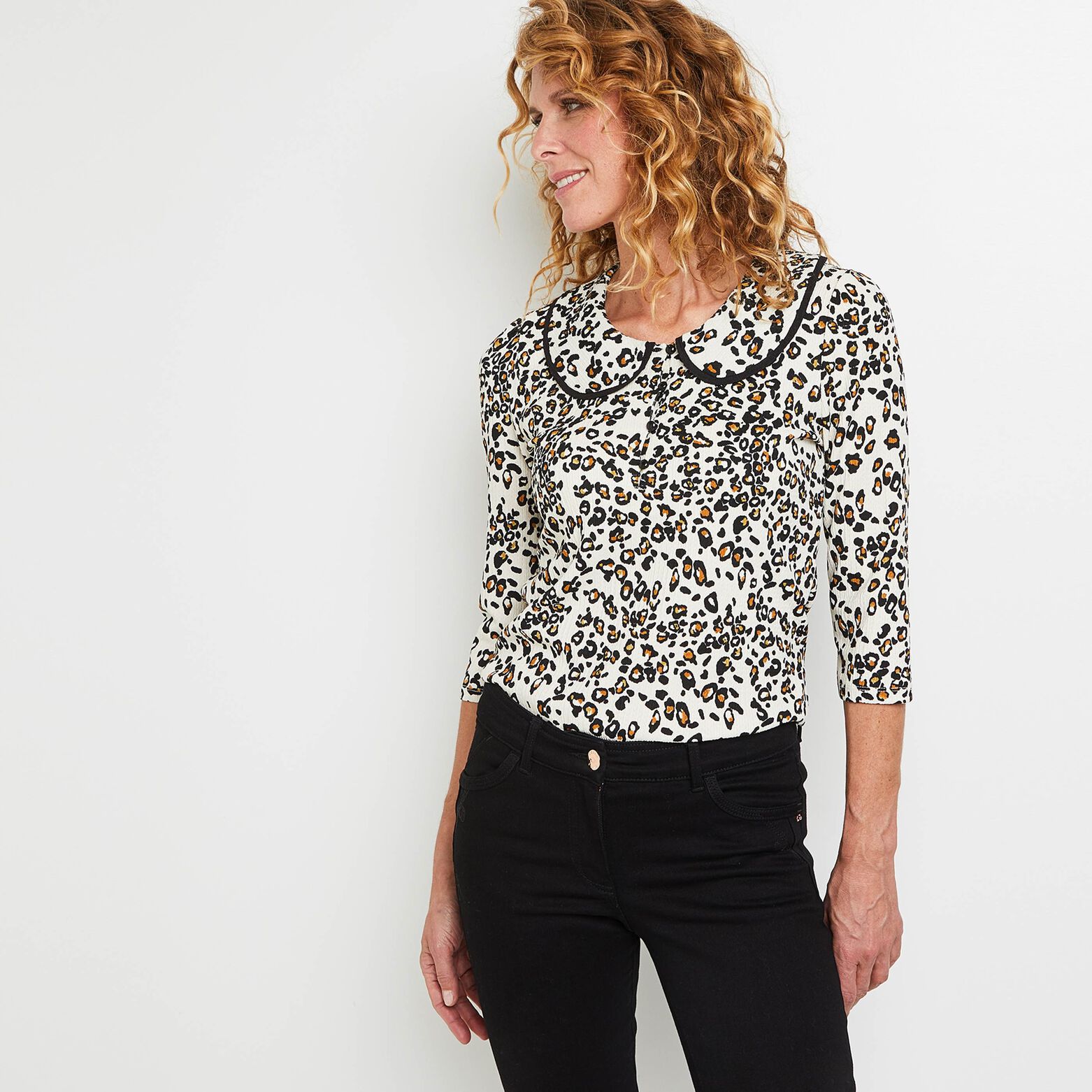 T-shirt col claudine imprimé femme
