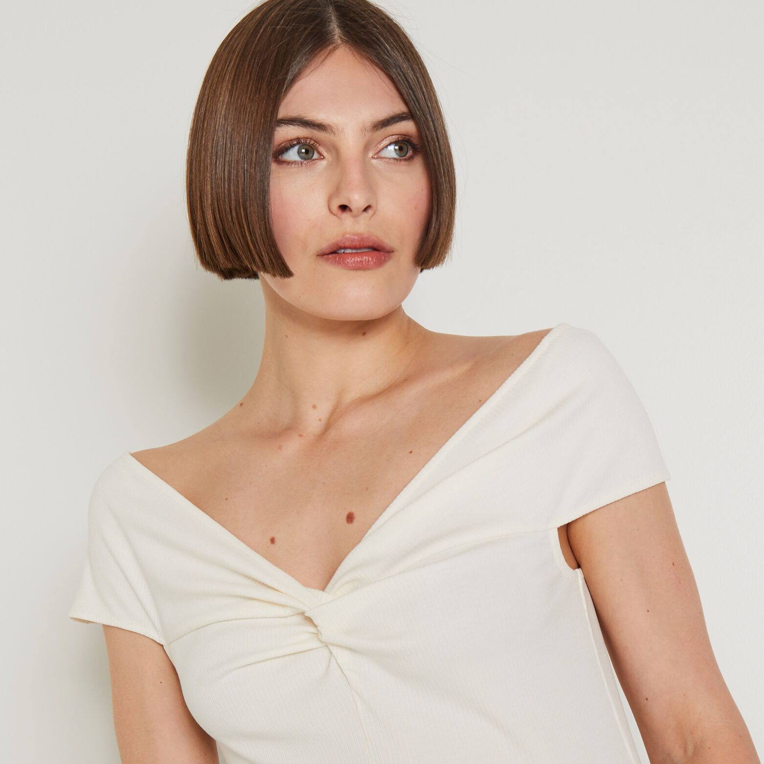 Tshirt large encolure femme