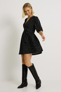 Robe col V à pois